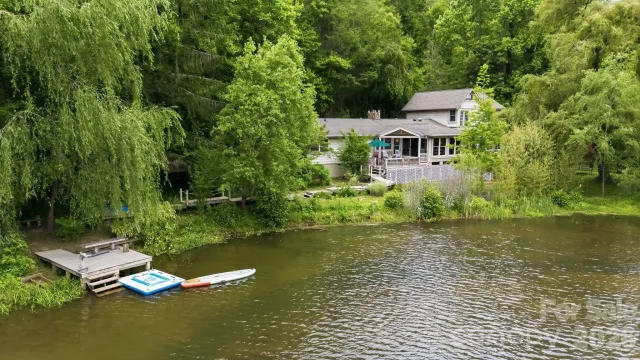 11 Echo Lake Drive, Fairview, NC, 28730