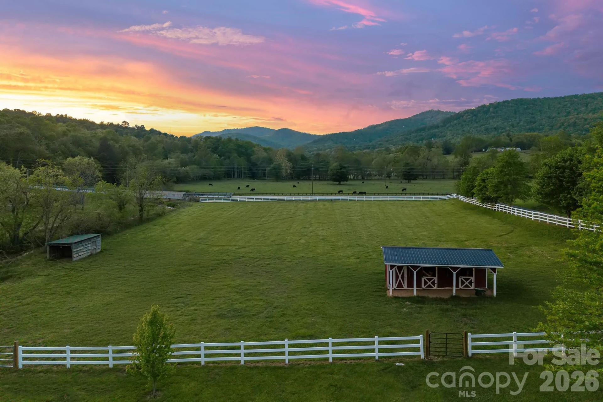 9 Whispering Meadows Drive - Photo 2