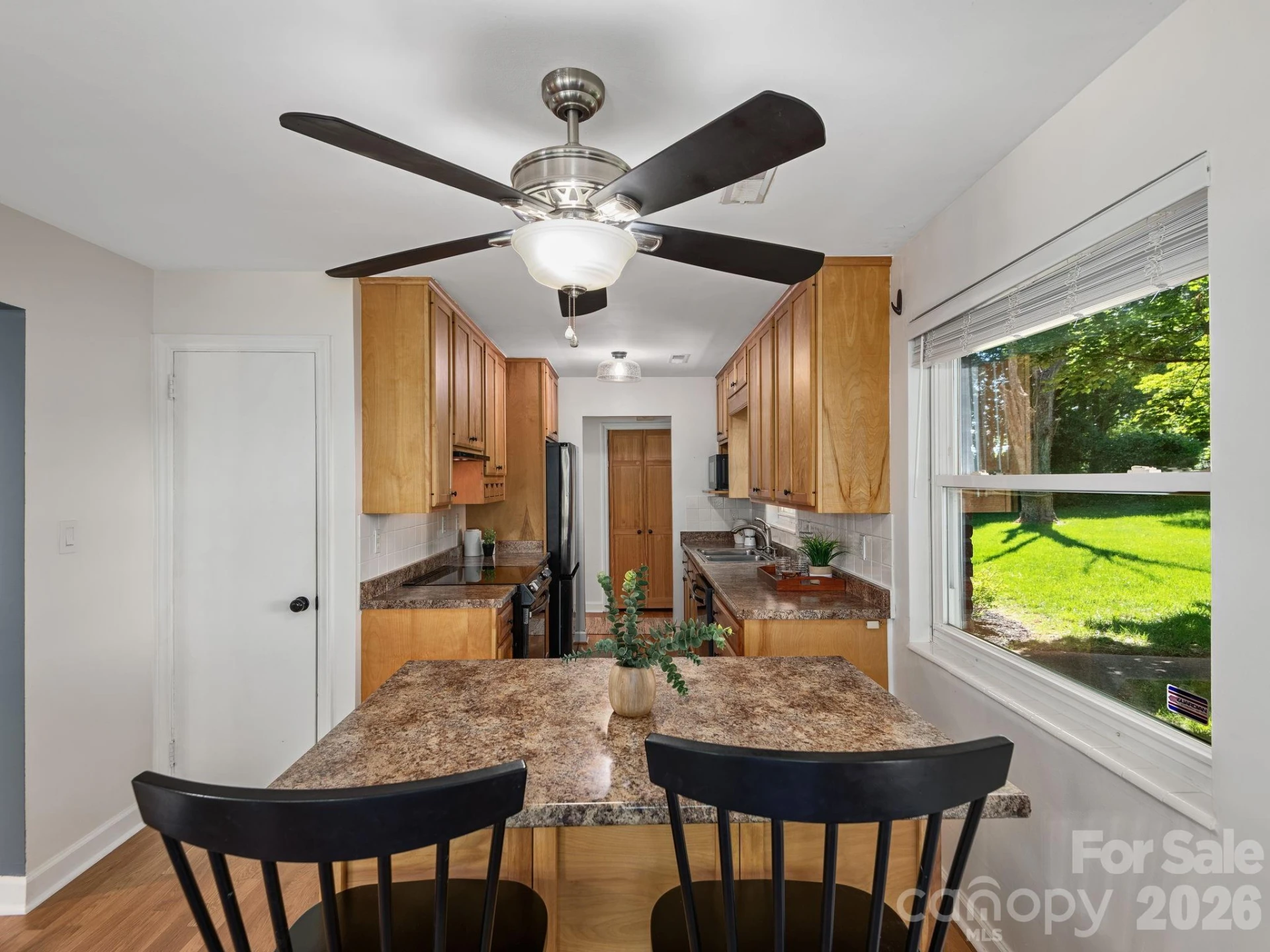 147 Oakview Road - Photo 11