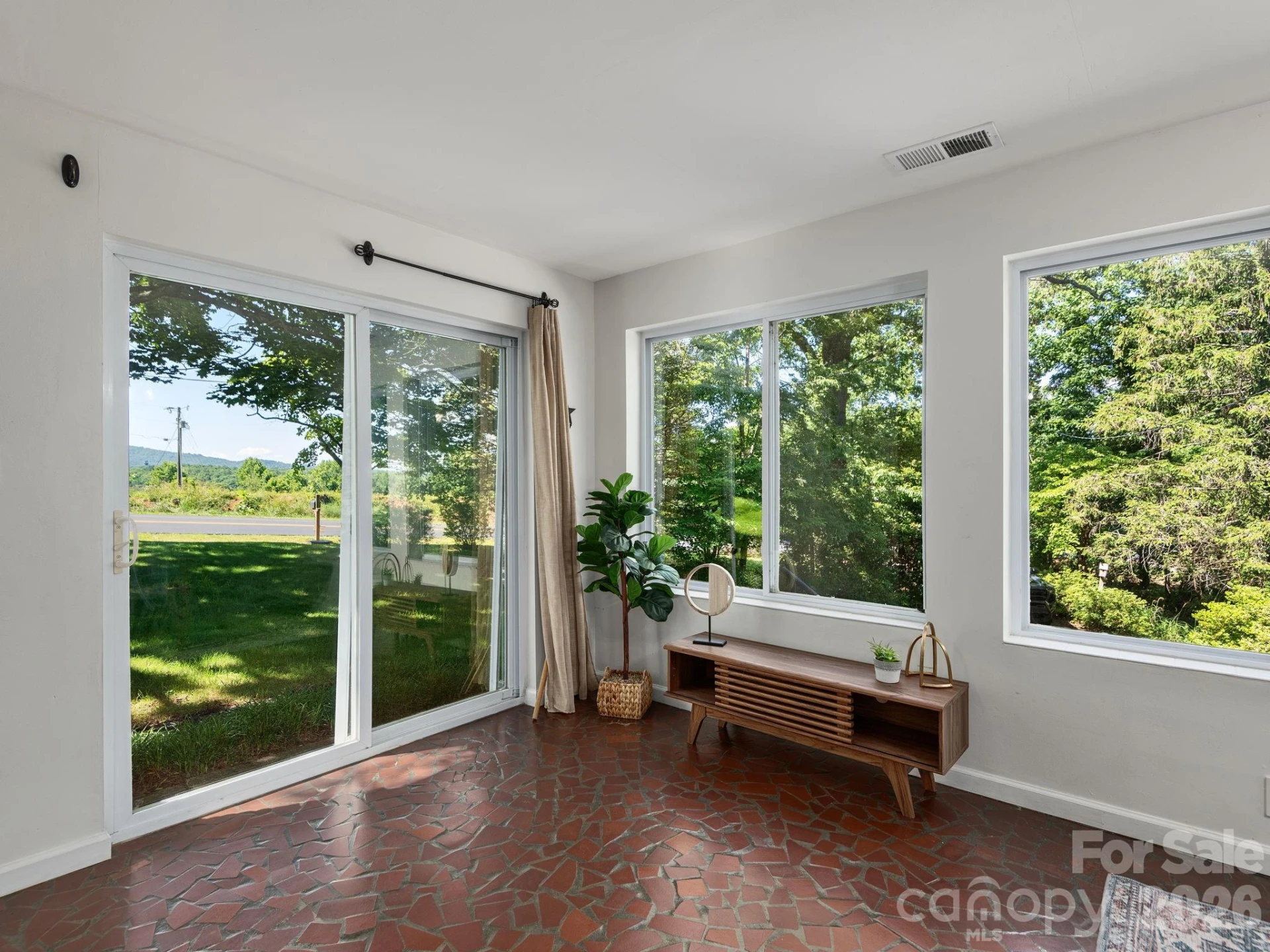 147 Oakview Road - Photo 9