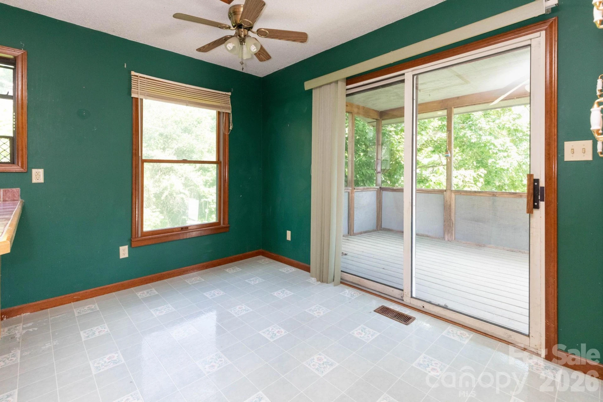18 Bartlett Road - Photo 8