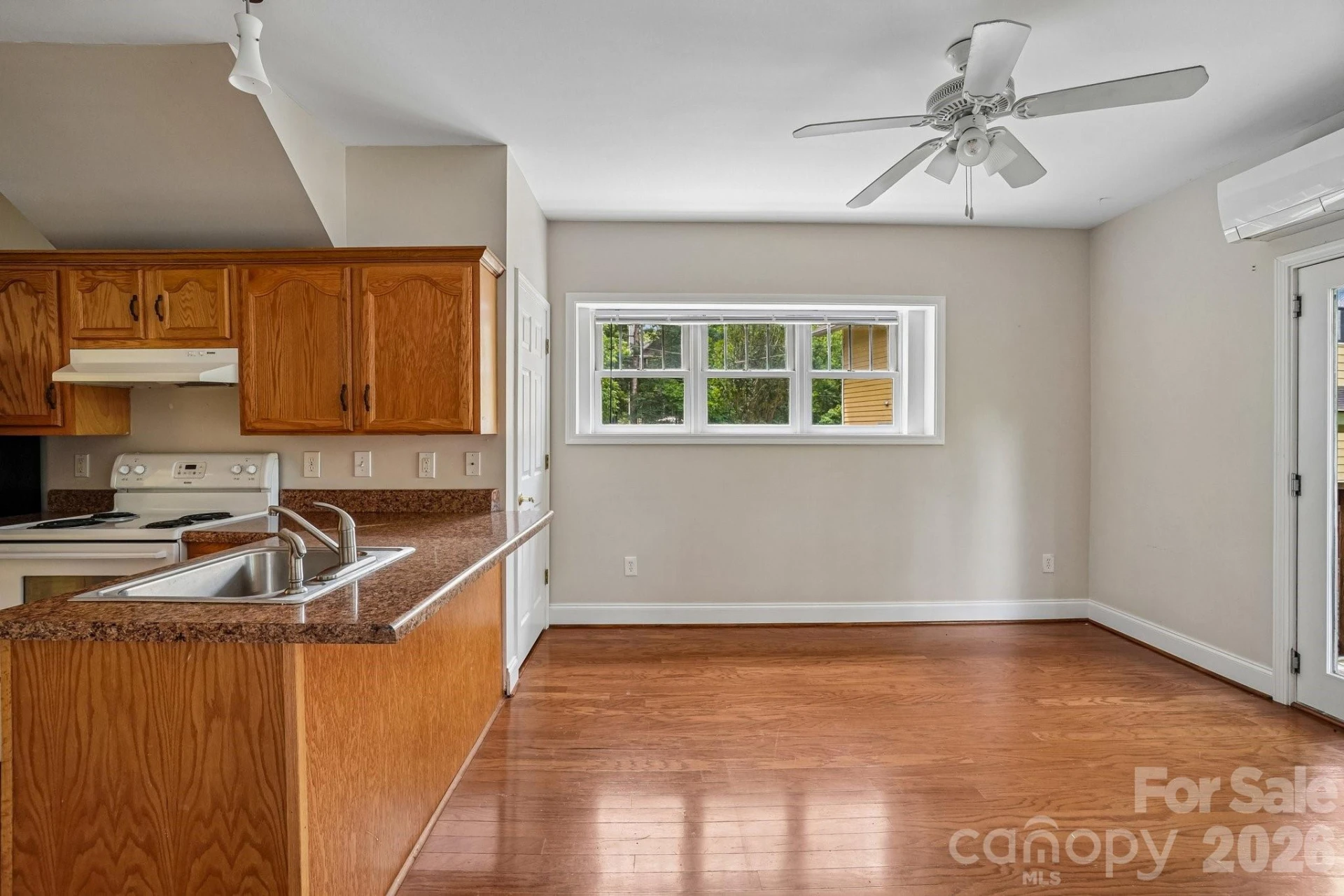 25 Houston Street - Photo 47