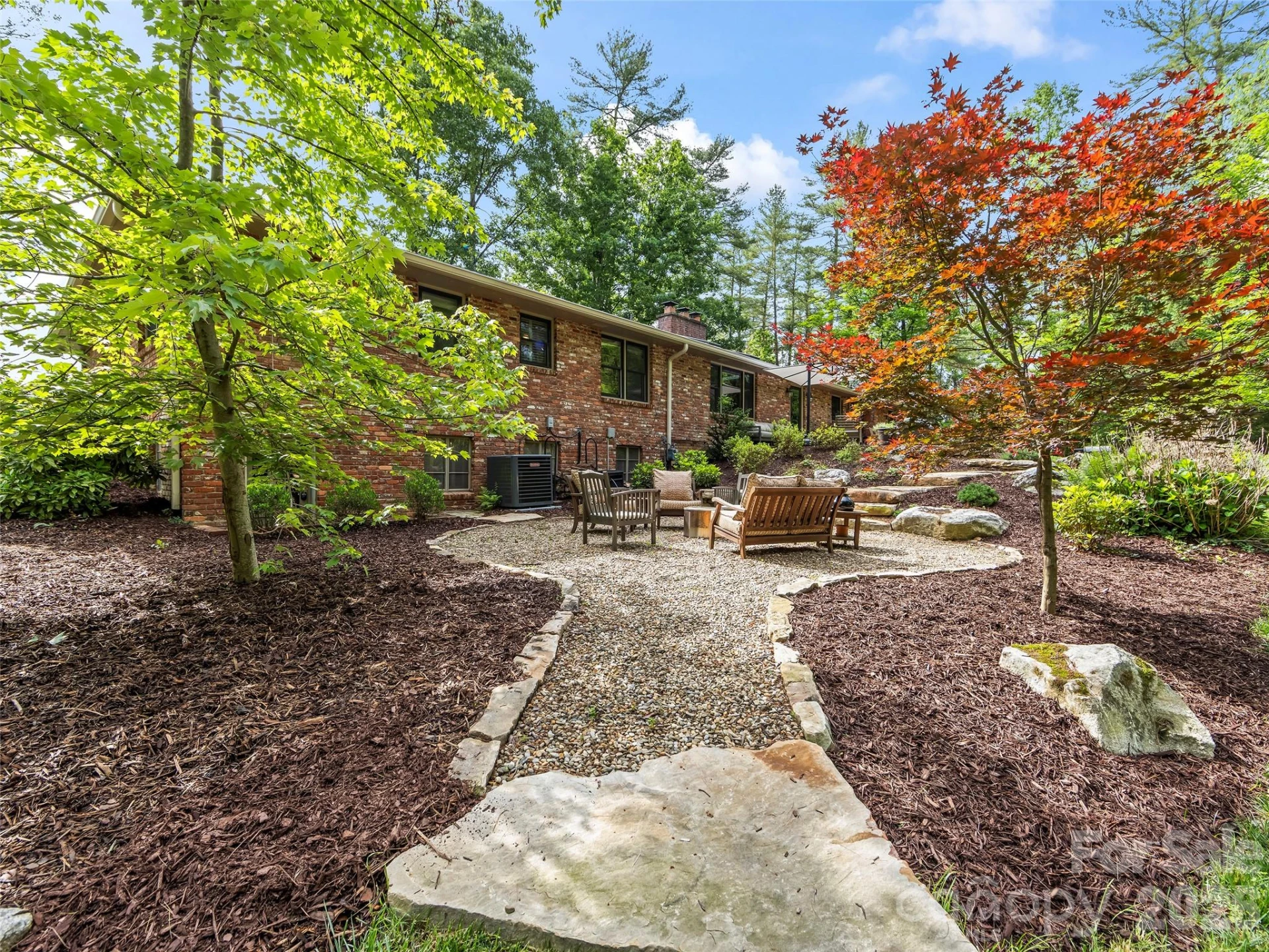 423 Vanderbilt Road - Photo 41