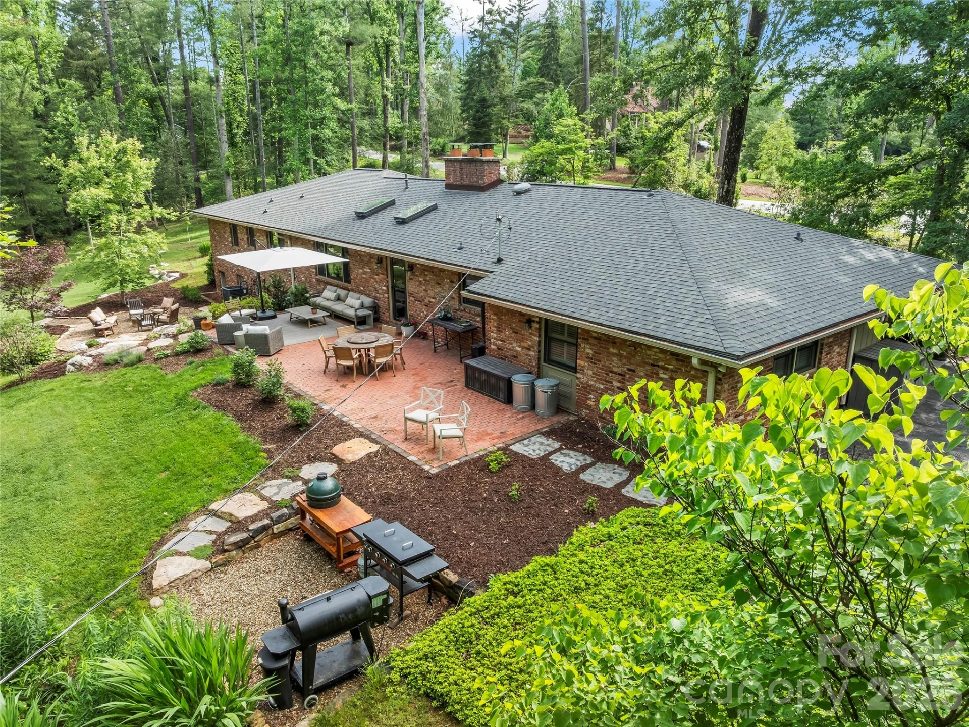 423 Vanderbilt Road - Photo 42