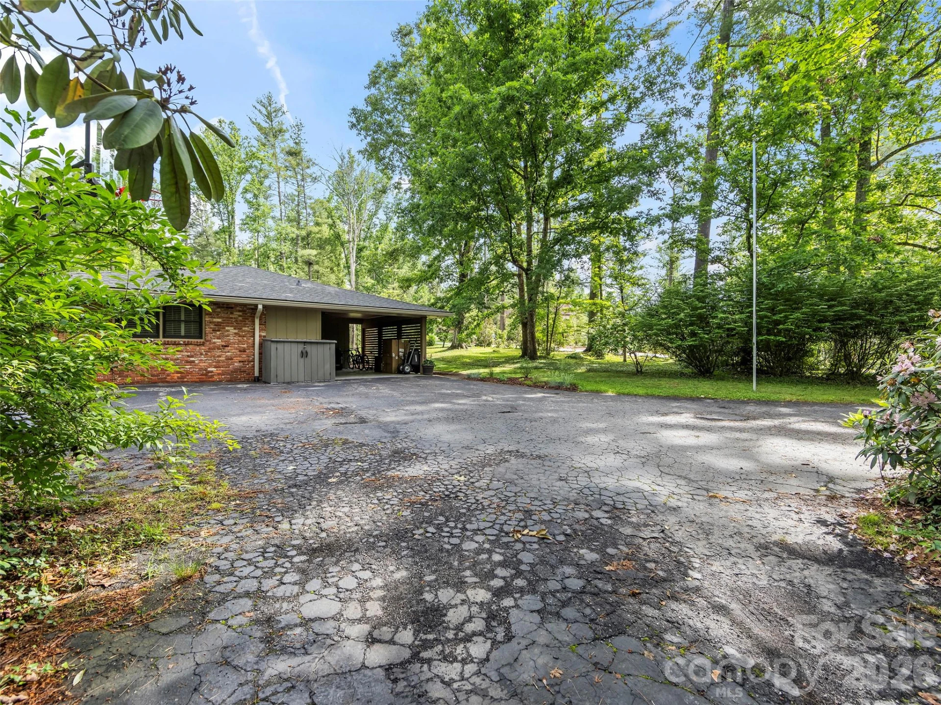 423 Vanderbilt Road - Photo 47