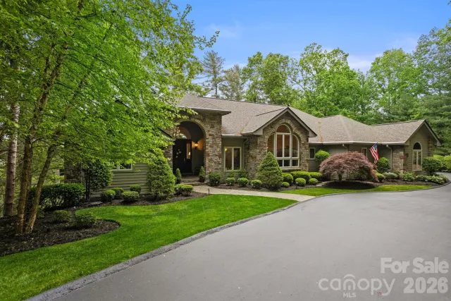 209 Pineholt Lane