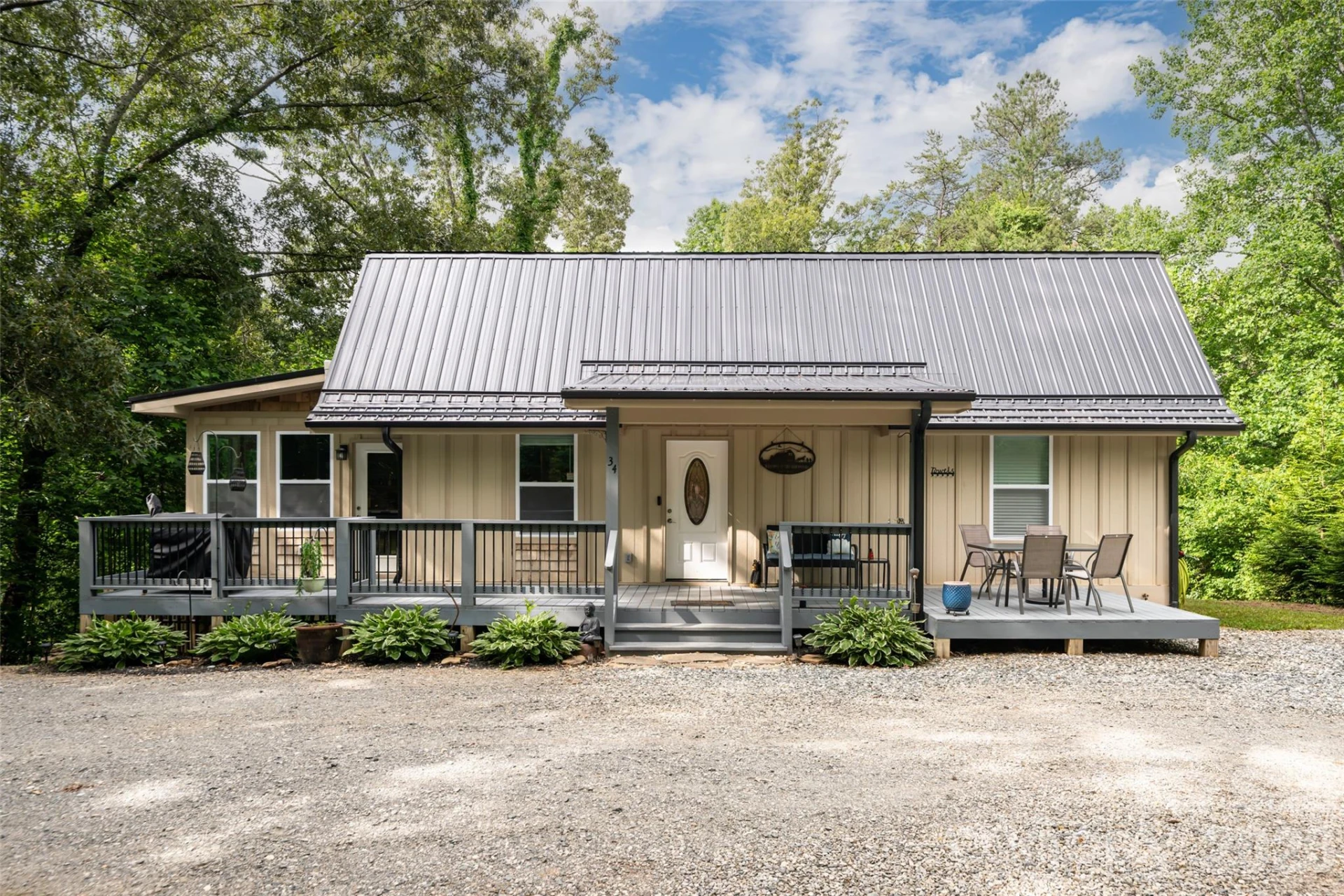 34 Wintercrest Drive - Photo 2