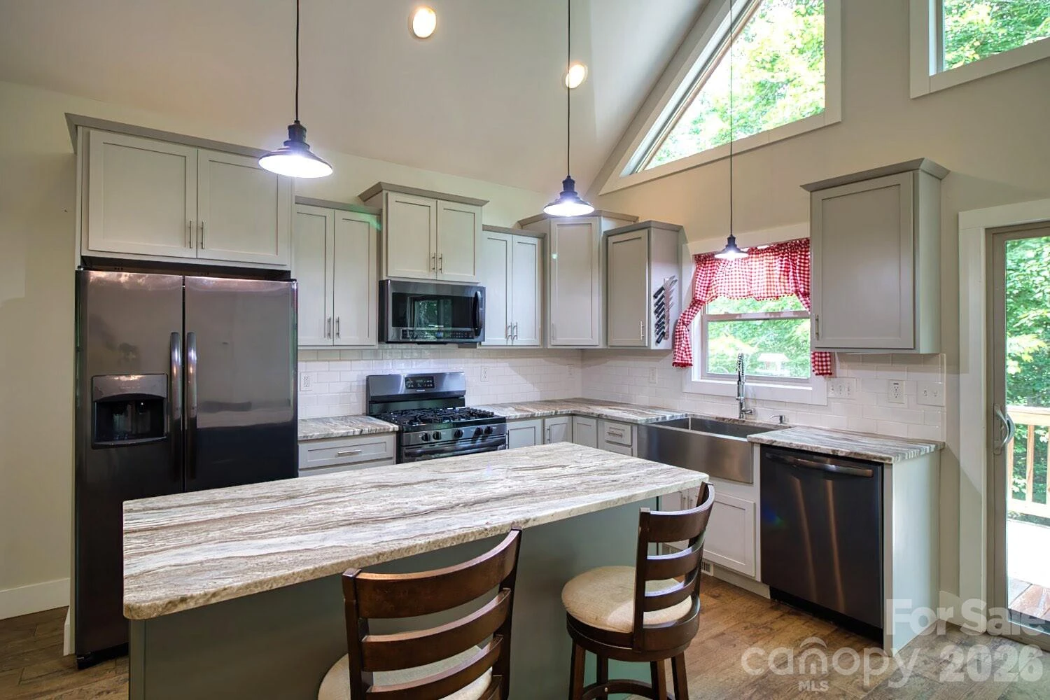 749 Hearthstone Drive - Photo 3