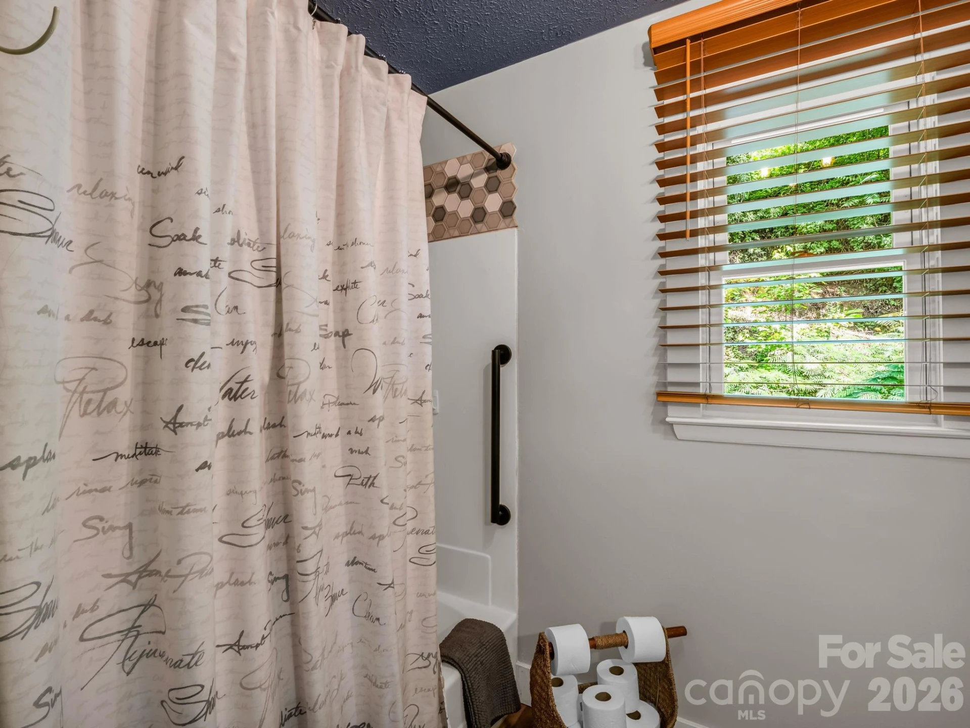 395 Howard Street - Photo 22