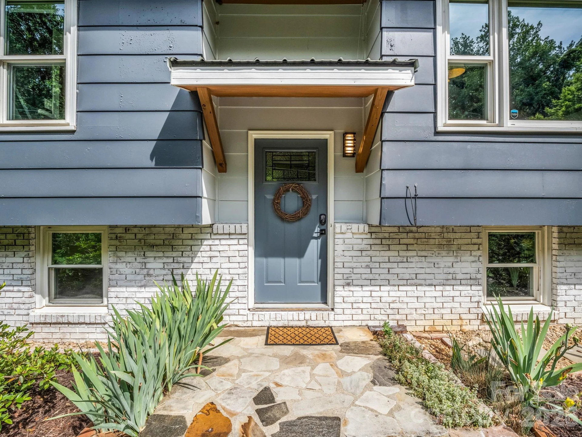 395 Howard Street - Photo 4