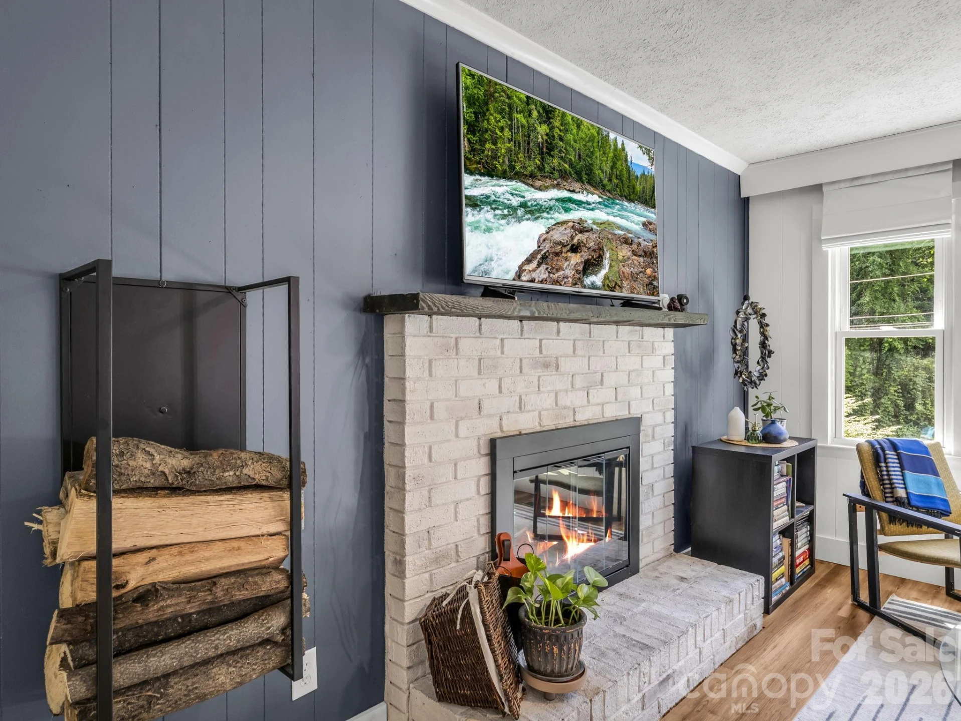 395 Howard Street - Photo 8