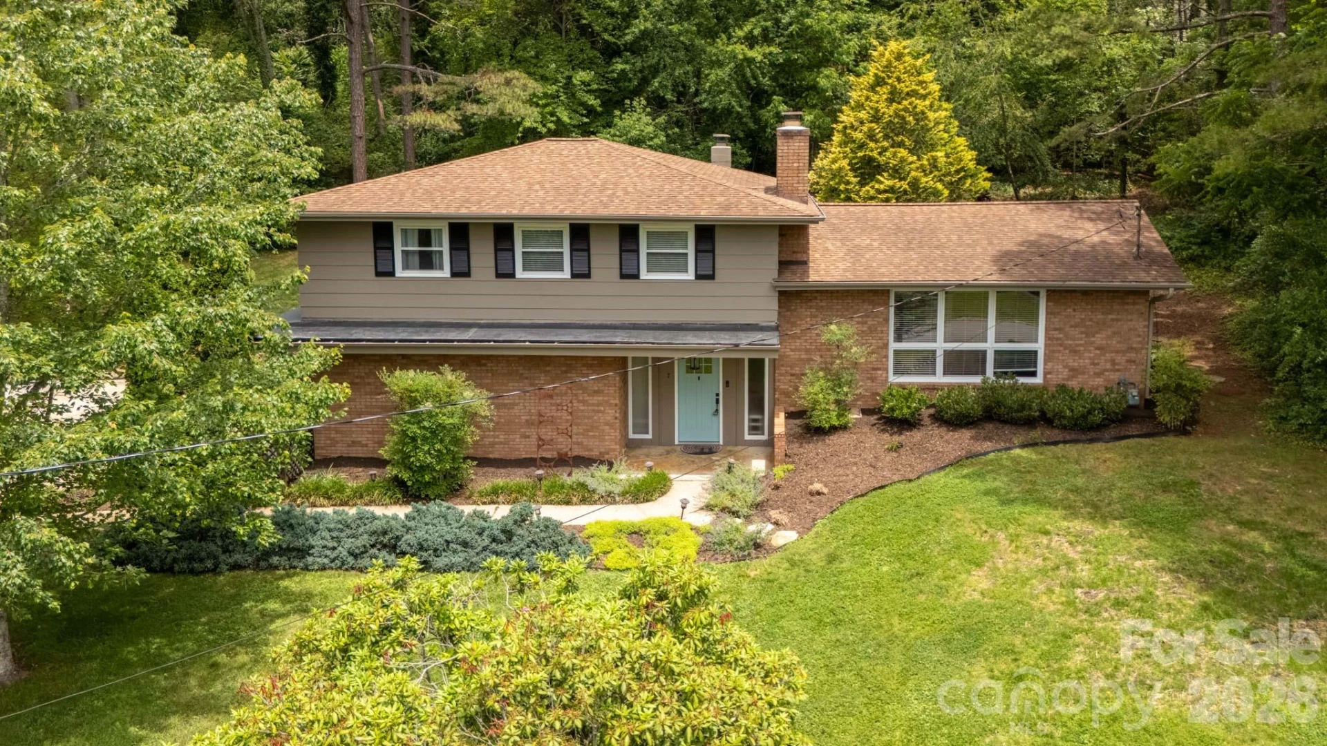 7 Woodbury Road - Photo 2