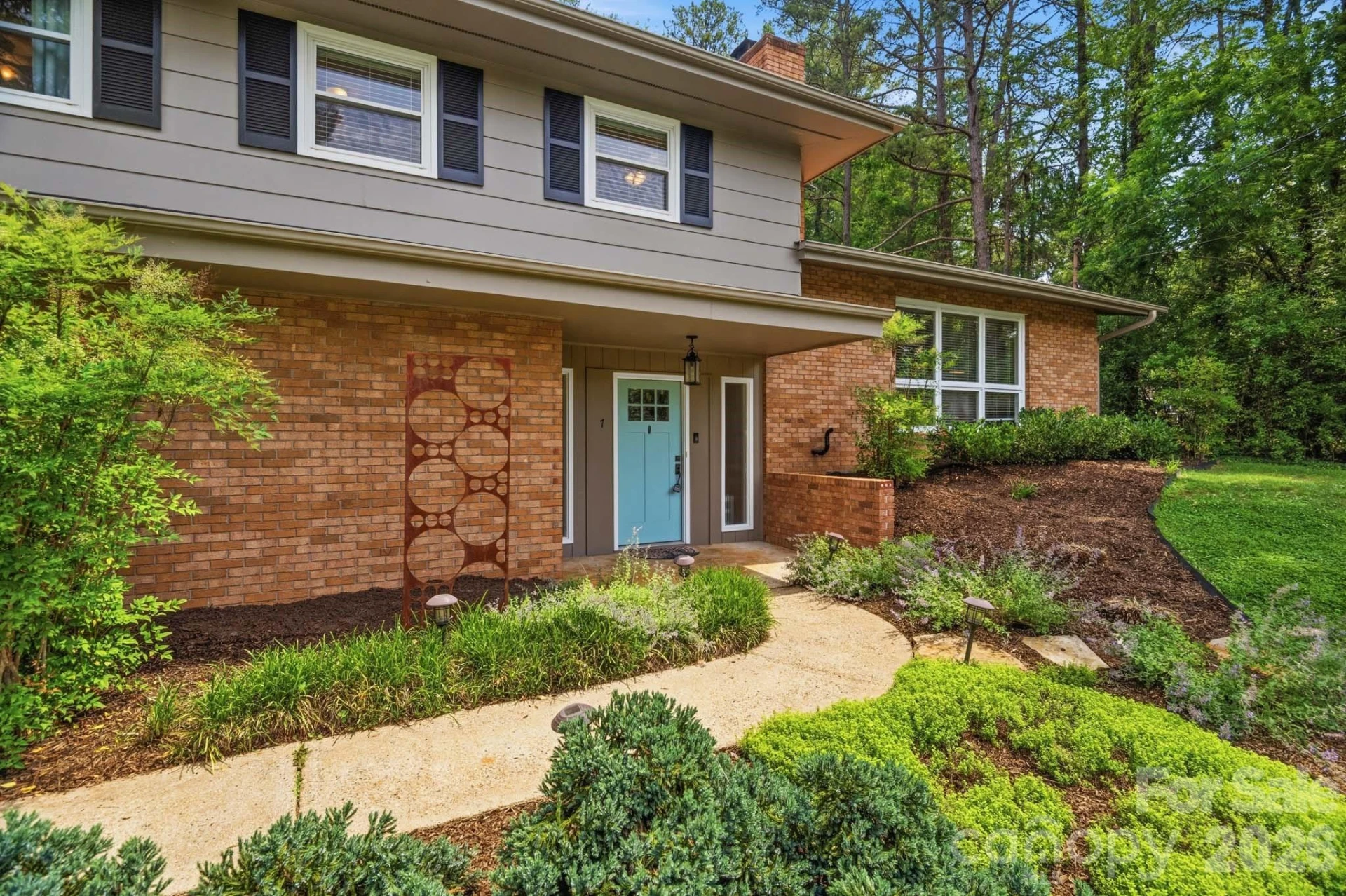 7 Woodbury Road - Photo 4