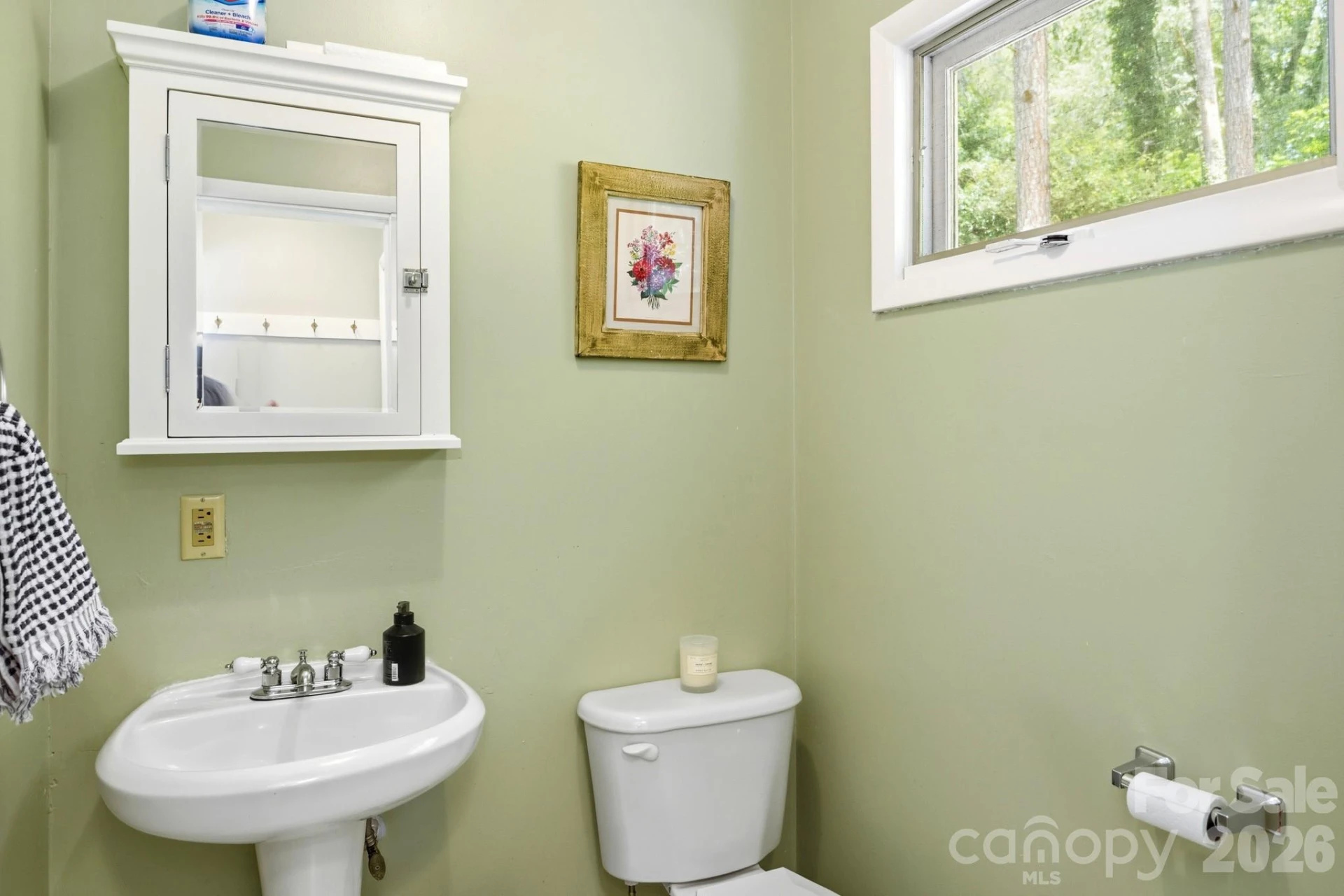 7 Woodbury Road - Photo 32