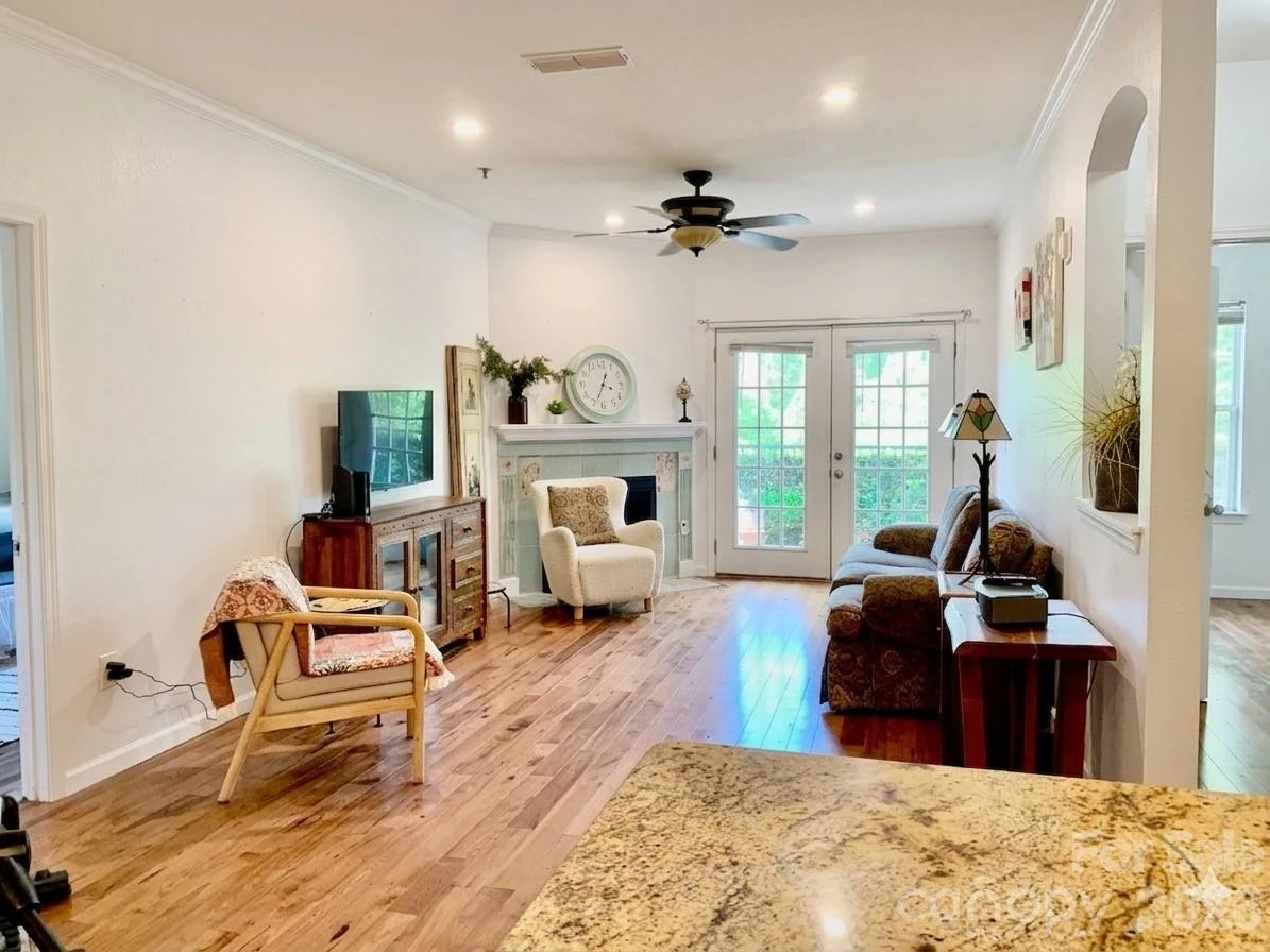 200 Vista Lake Drive #301 - Photo 2