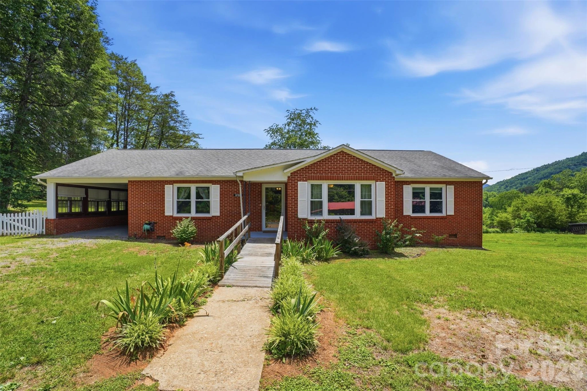 8785 Sugar Hill Road - Photo 2