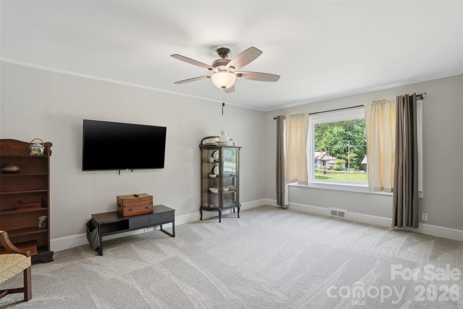 8785 Sugar Hill Road - Photo 11