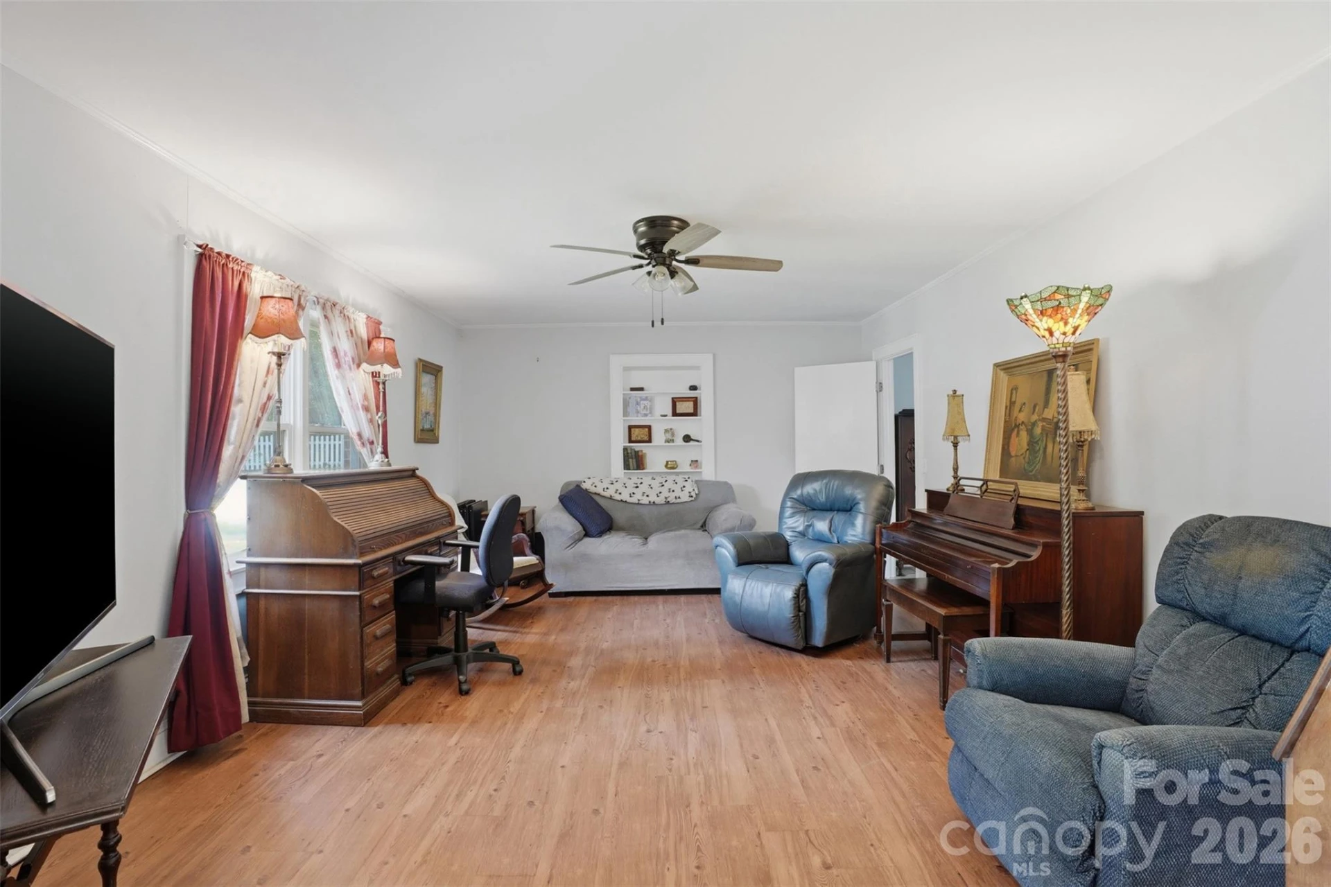 8785 Sugar Hill Road - Photo 6