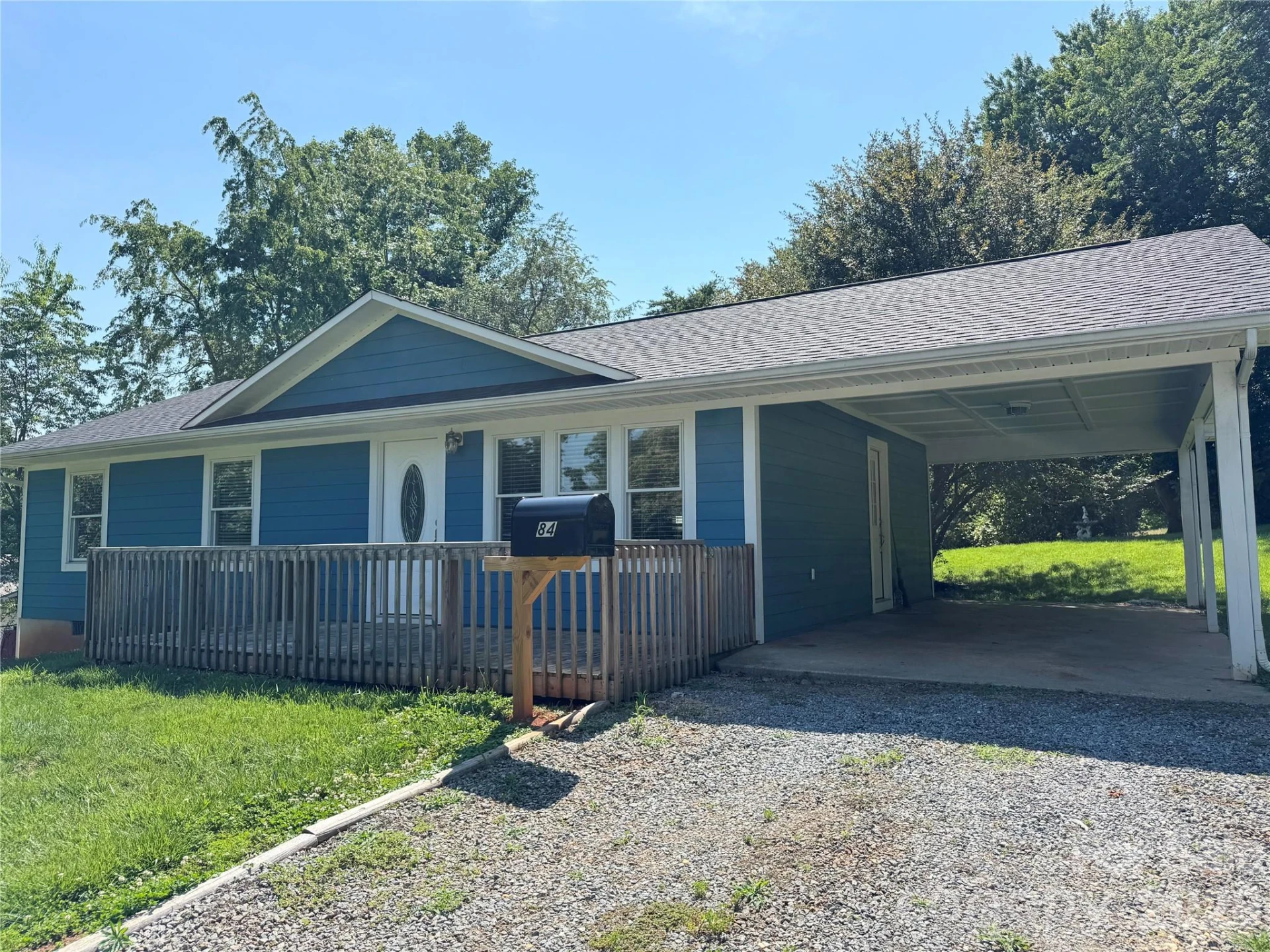 84 Hunt Drive - Photo 2