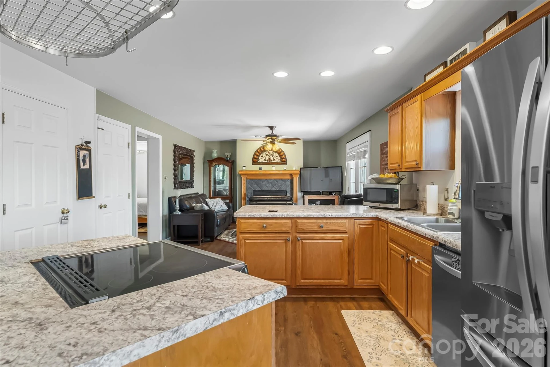 70 Heslar Way - Photo 22