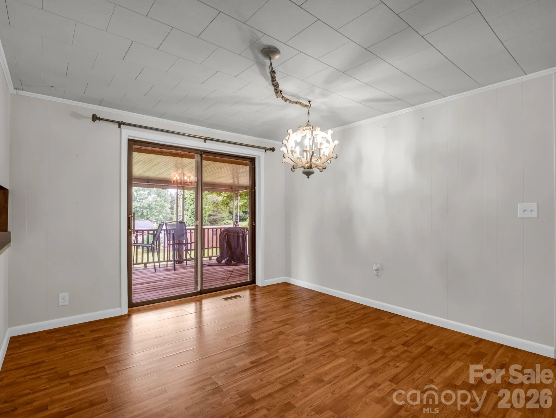 151 Woodside Drive - Photo 15