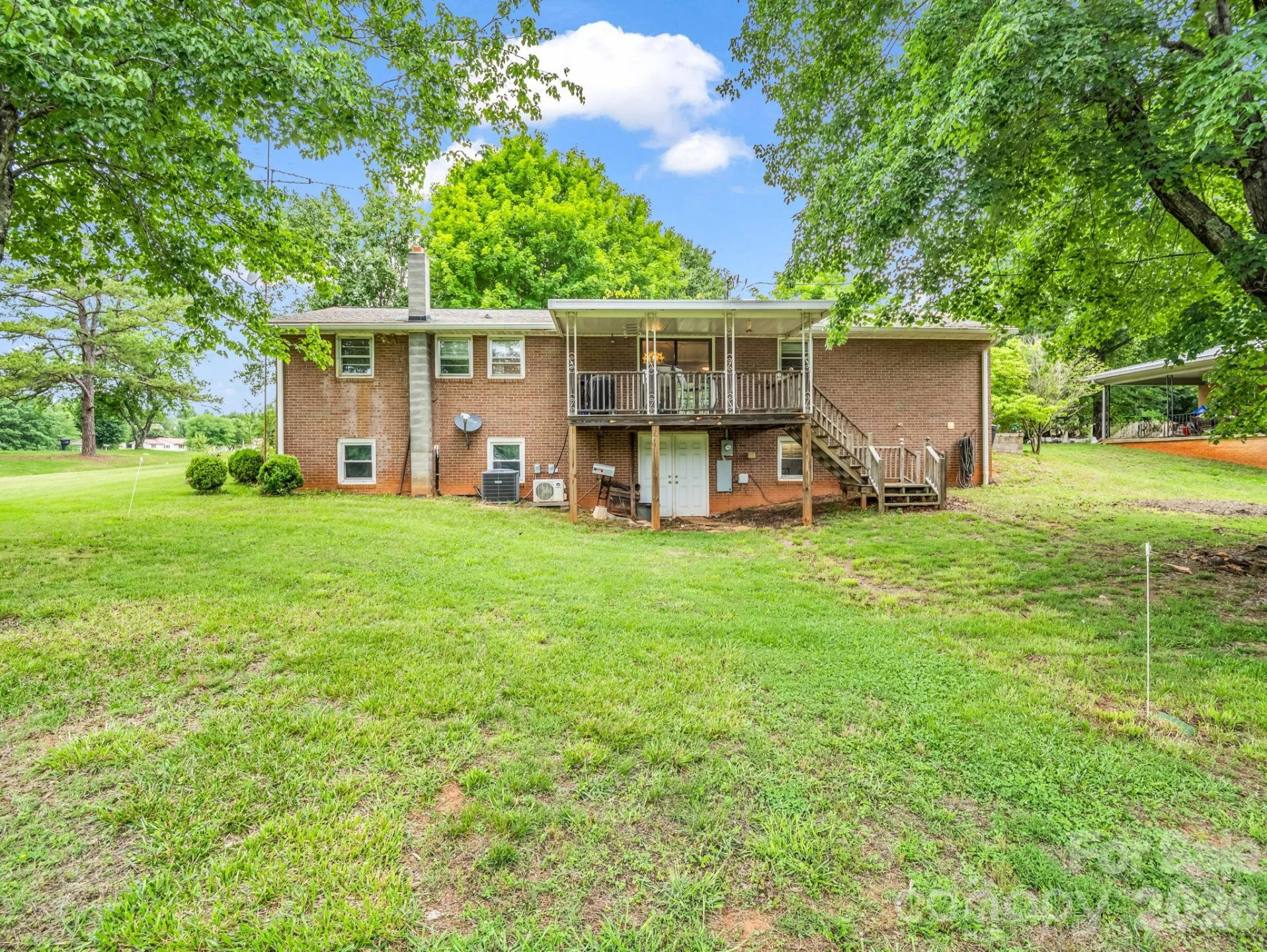 151 Woodside Drive - Photo 5