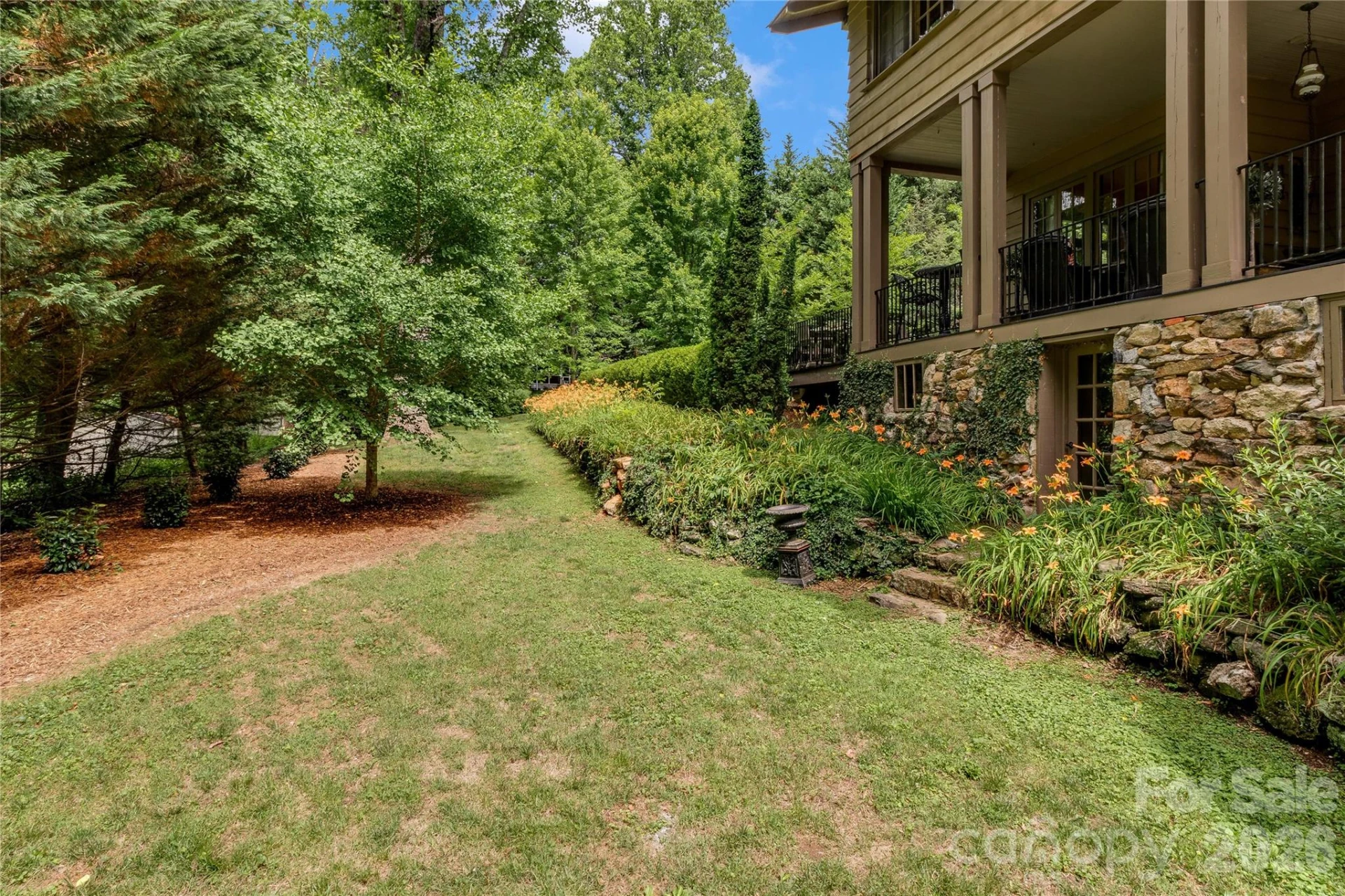 75 Charles Street - Photo 35