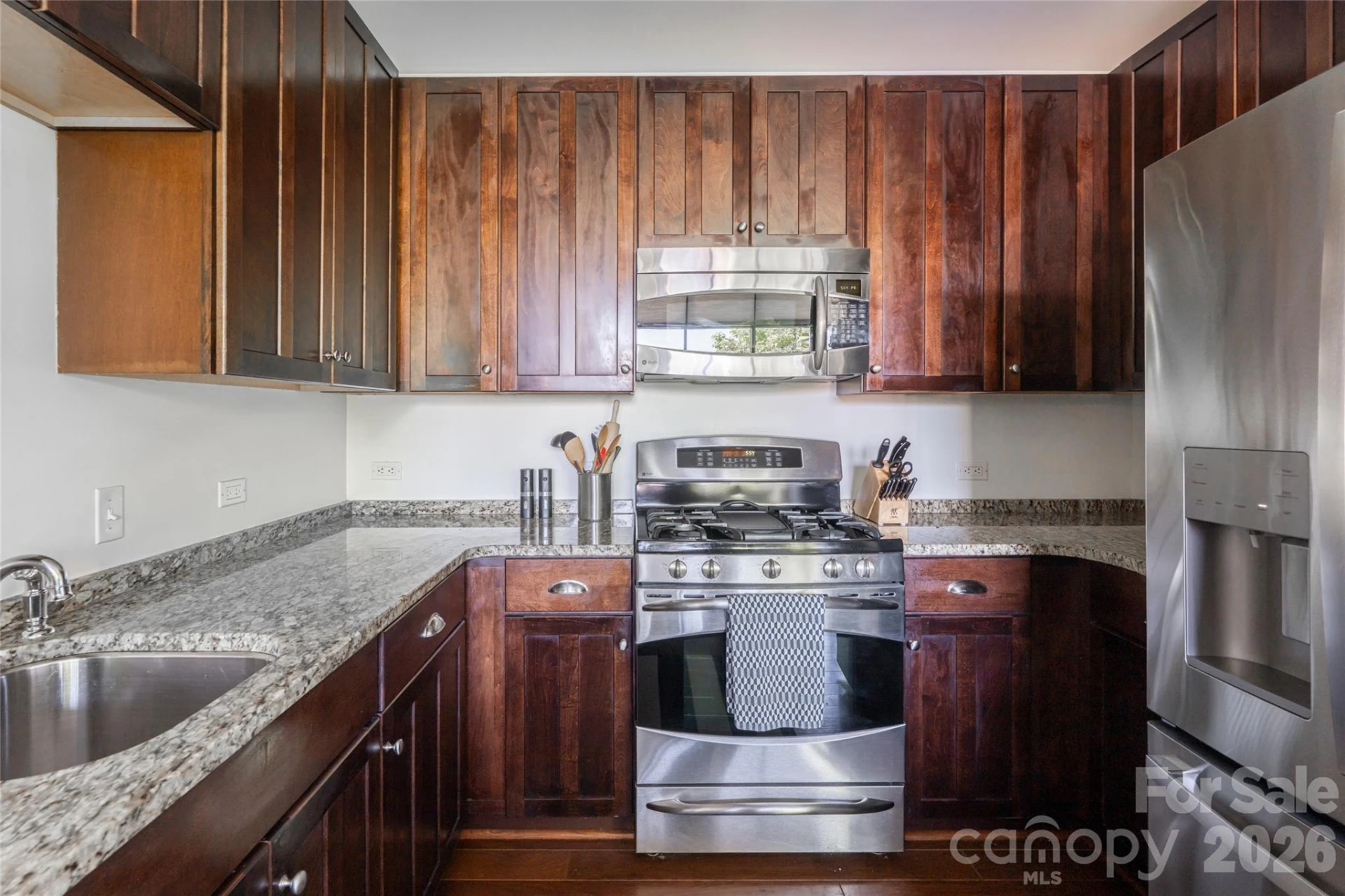 60 Market Street - Photo 8