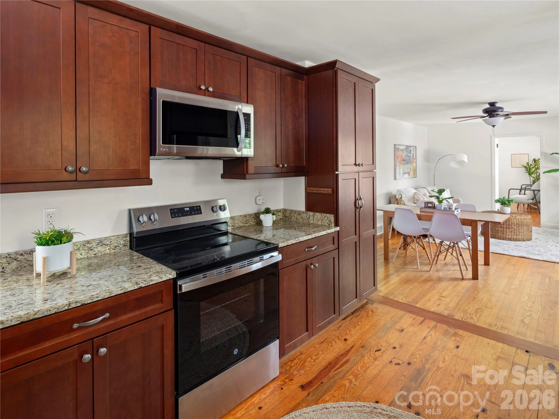 18 Pinewood Place - Photo 8
