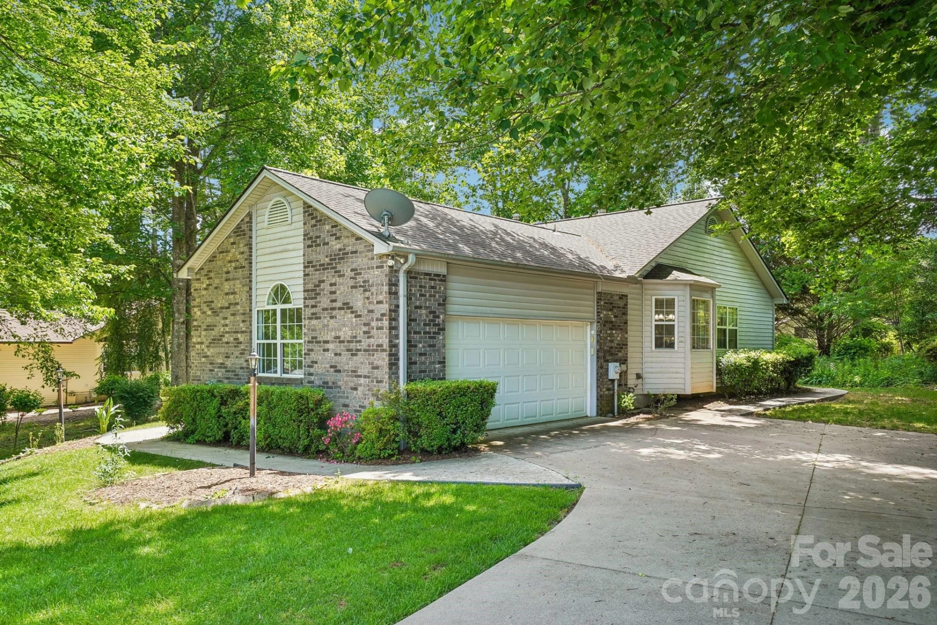 7 St. Andrews Drive - Photo 3