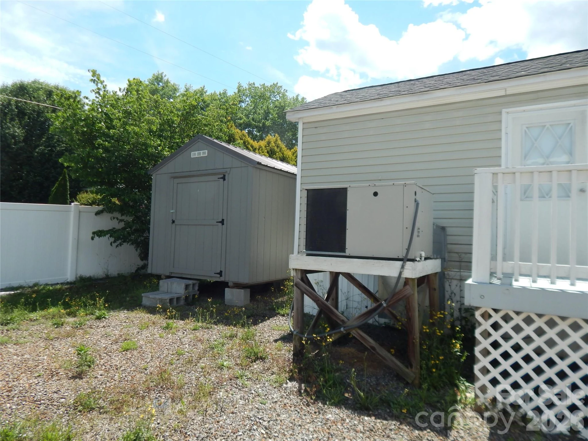 219 Pike Point - Photo 14