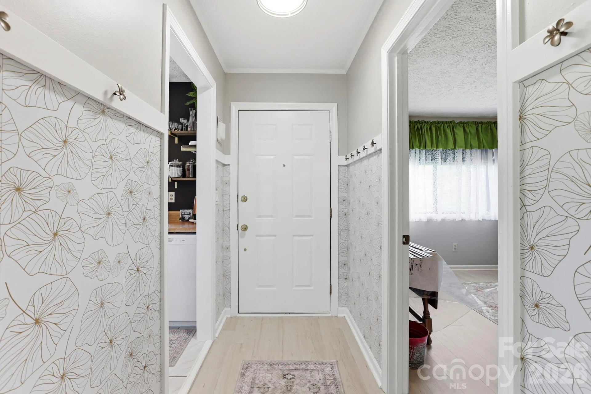 581 Courtwood Lane #4 - Photo 18