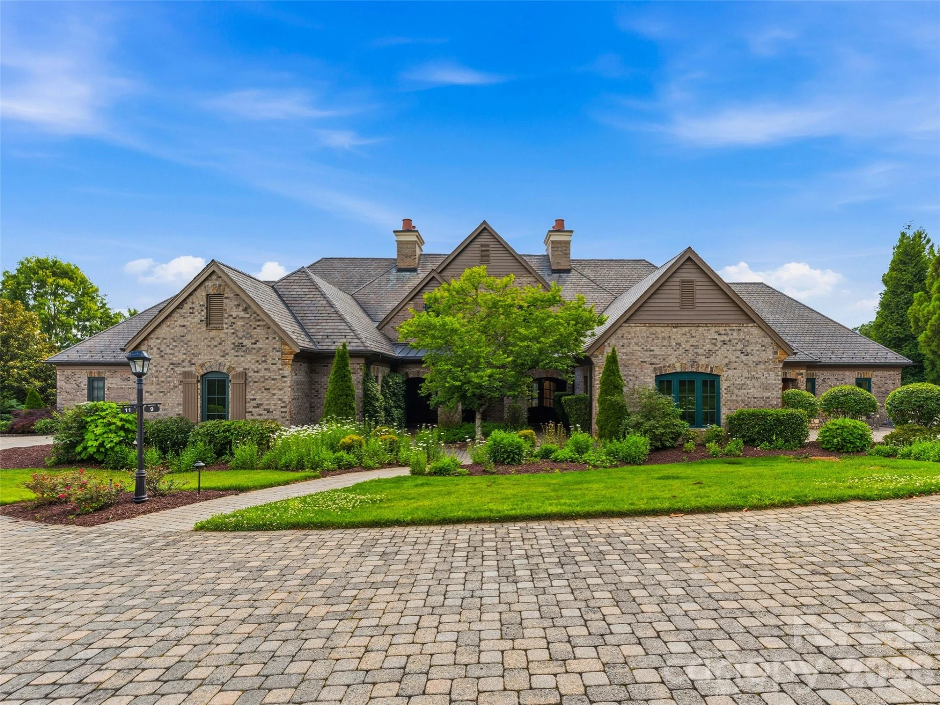 9 Linkside Court - Photo 2