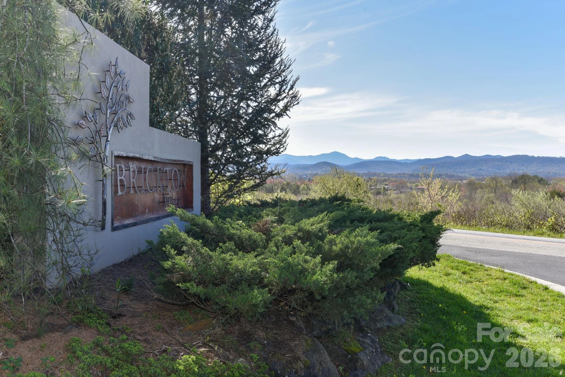 142 Brickton Village Circle #205