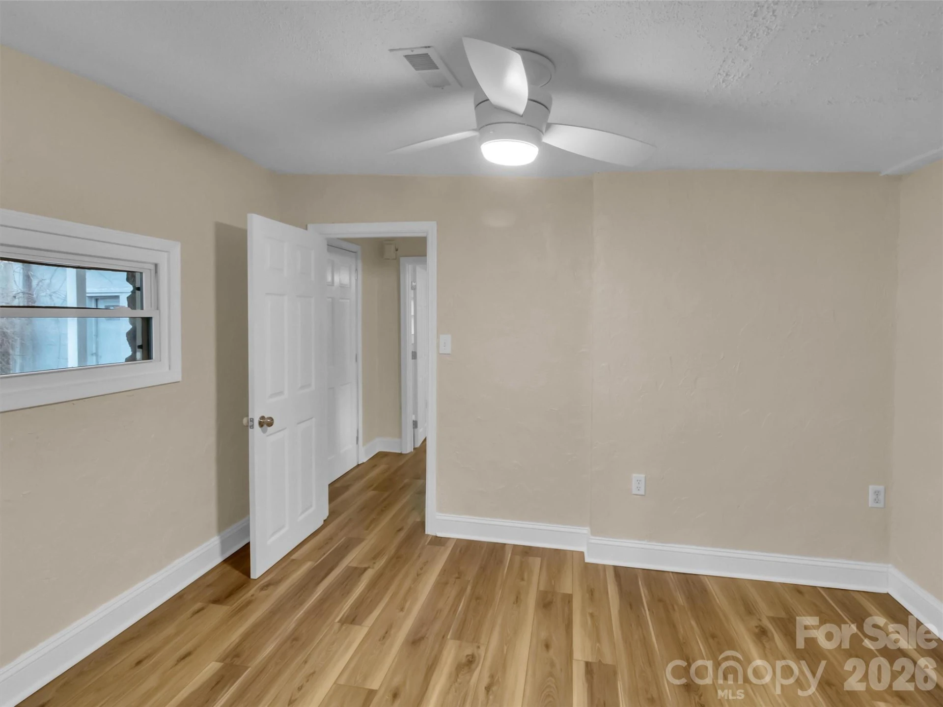 492 Riverbend Street - Photo 13