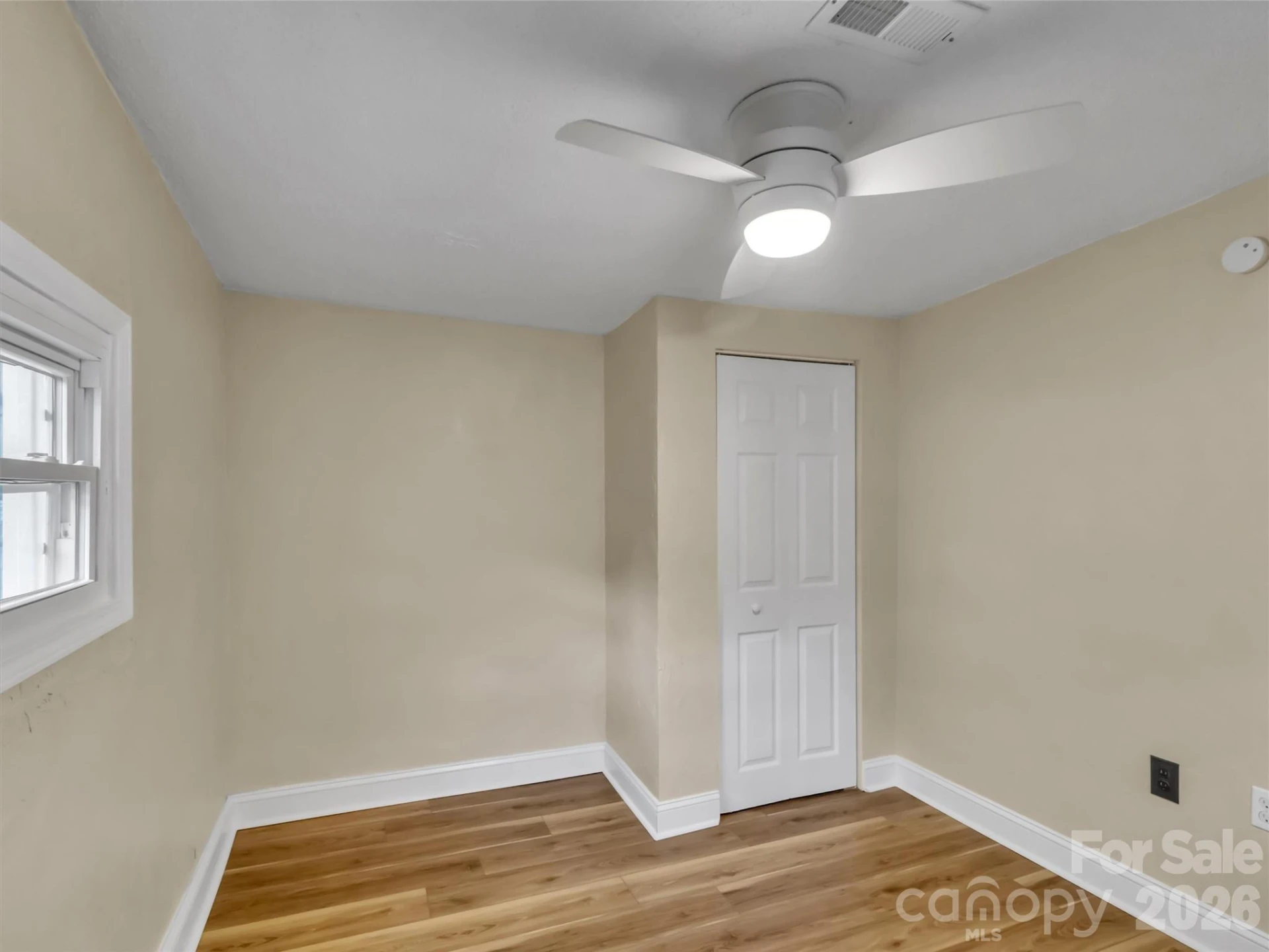 492 Riverbend Street - Photo 17