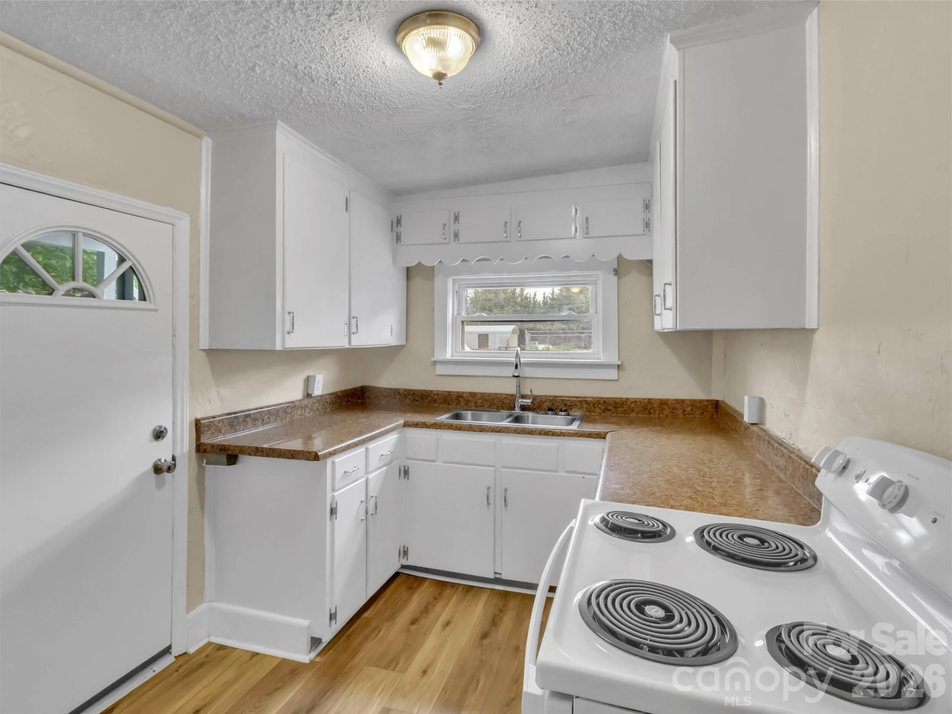 492 Riverbend Street - Photo 25