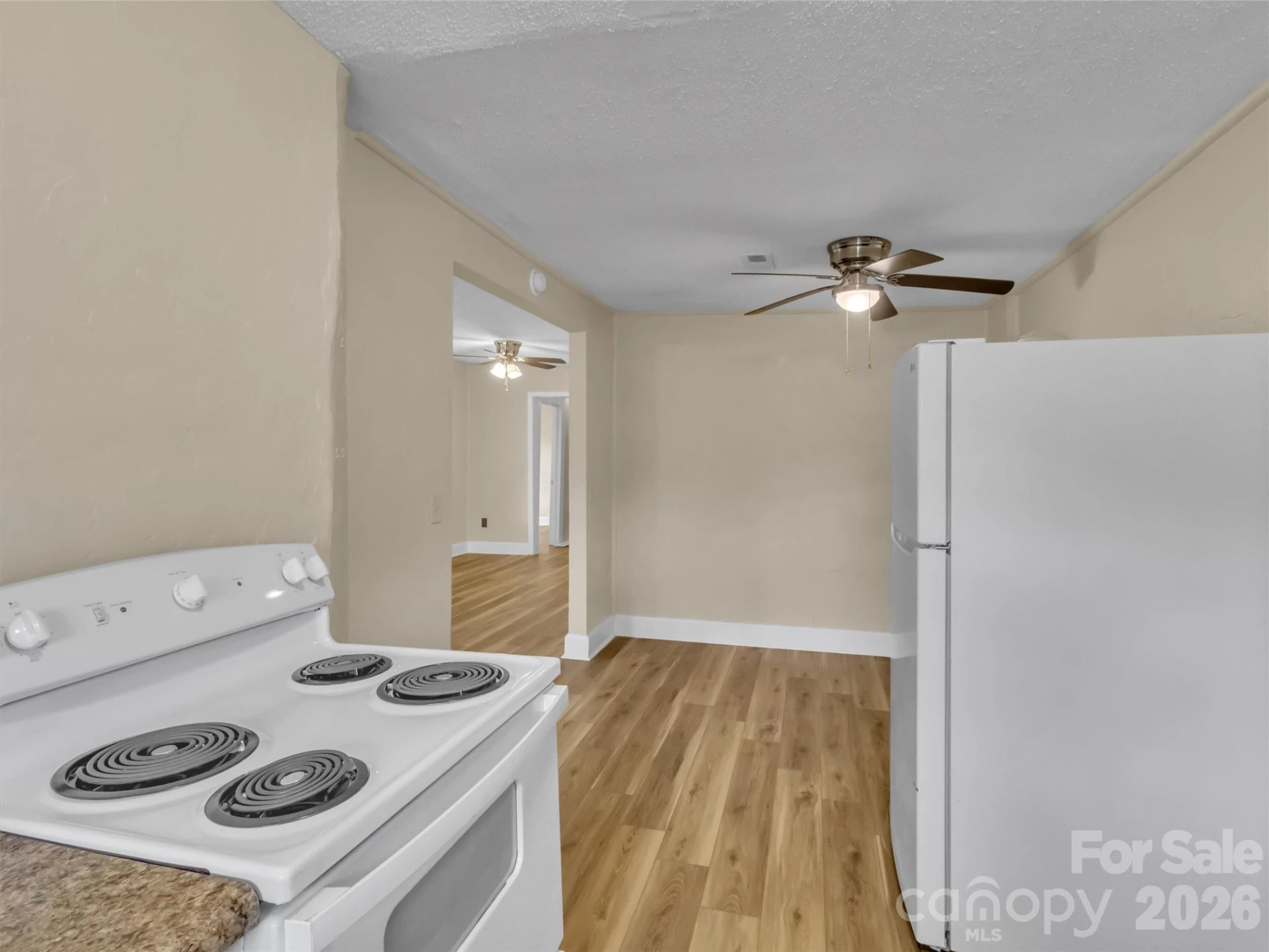 492 Riverbend Street - Photo 27