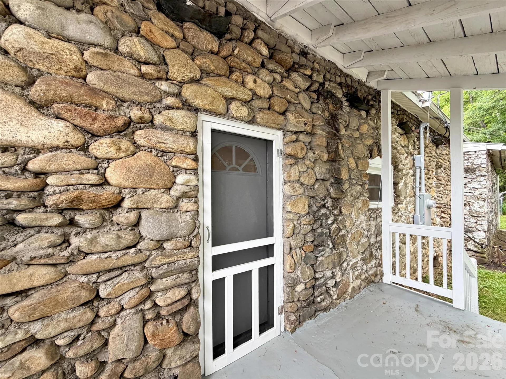 492 Riverbend Street - Photo 6