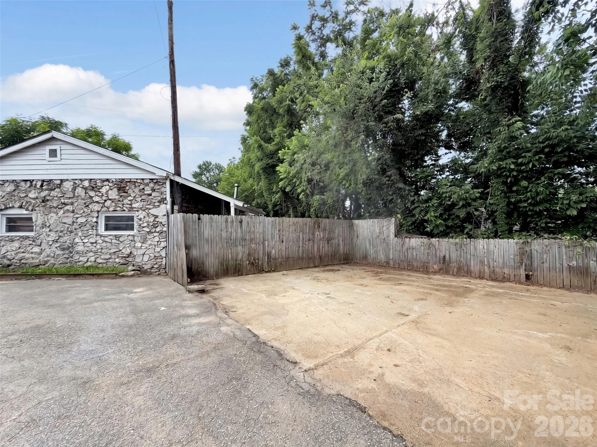 492 Riverbend Street - Photo 7