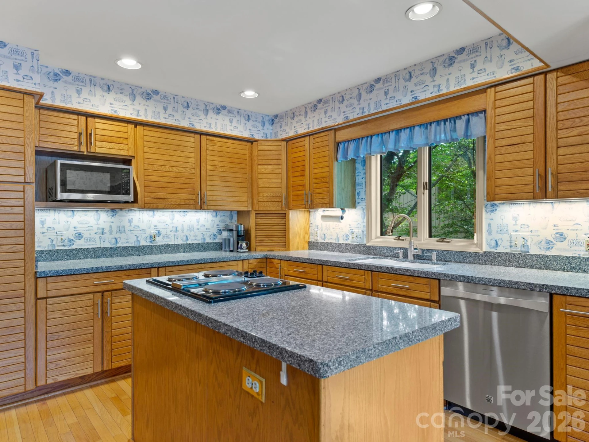 1001 Red Oak Drive - Photo 15