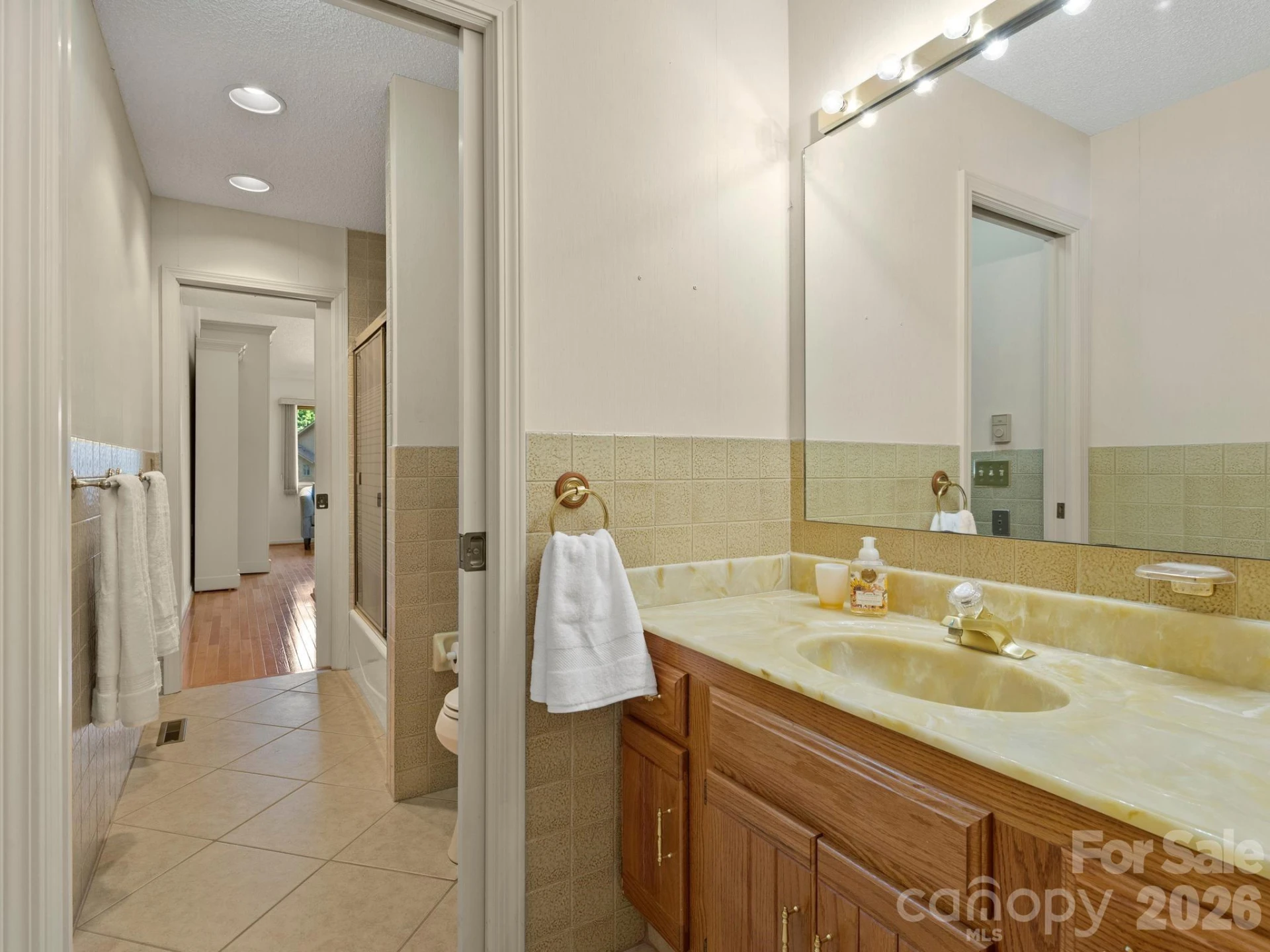 1001 Red Oak Drive - Photo 21