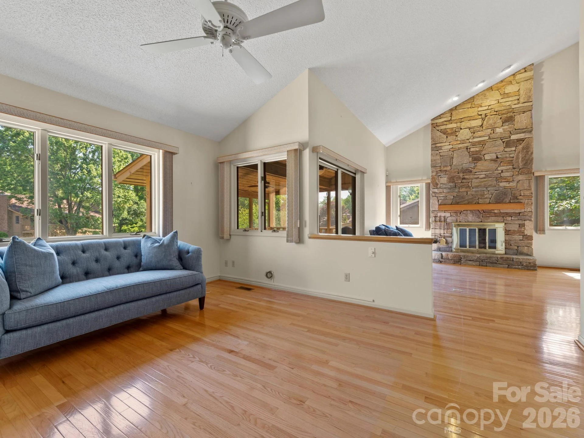 1001 Red Oak Drive - Photo 8