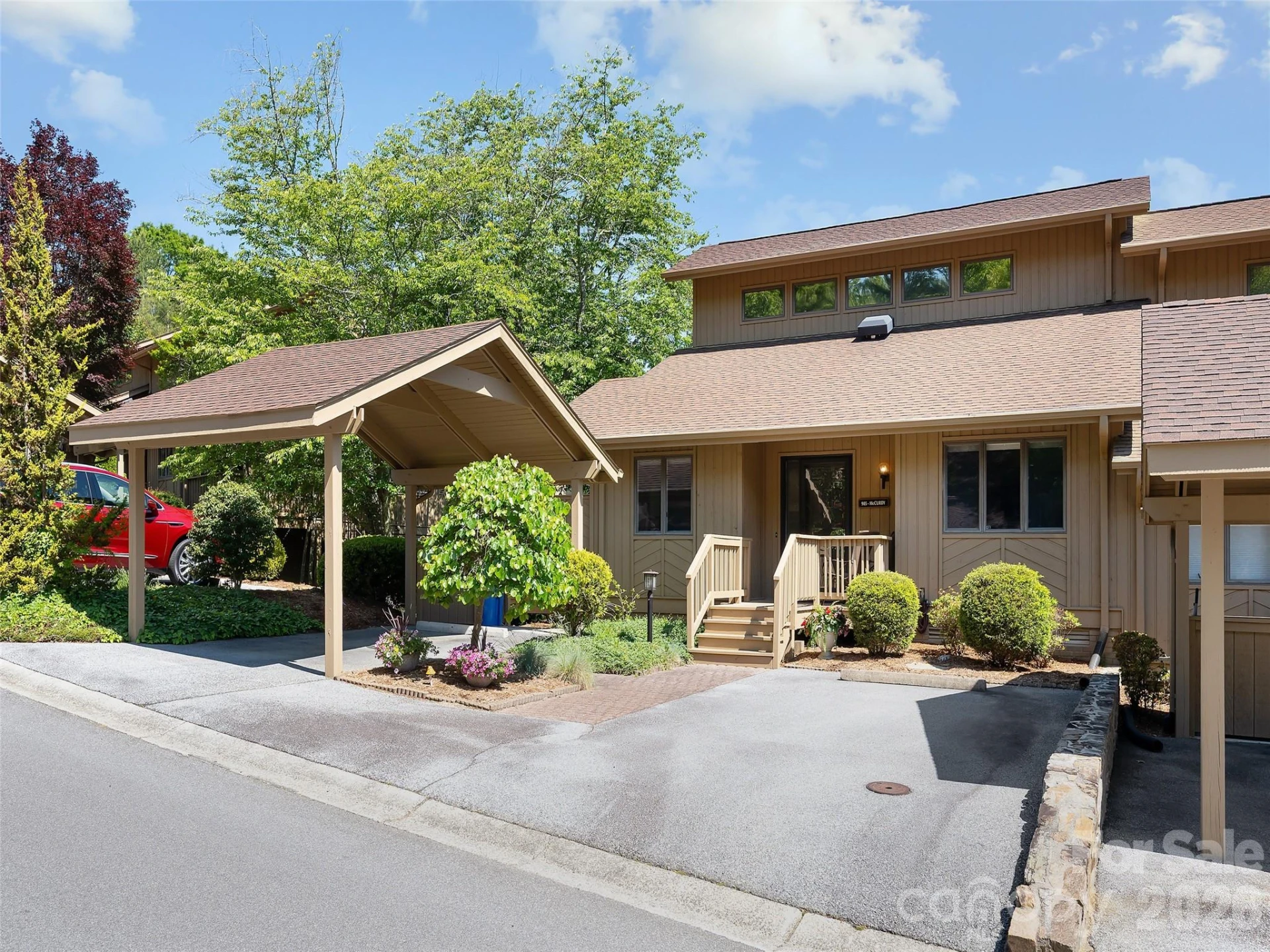 905 Red Oak Drive - Photo 2
