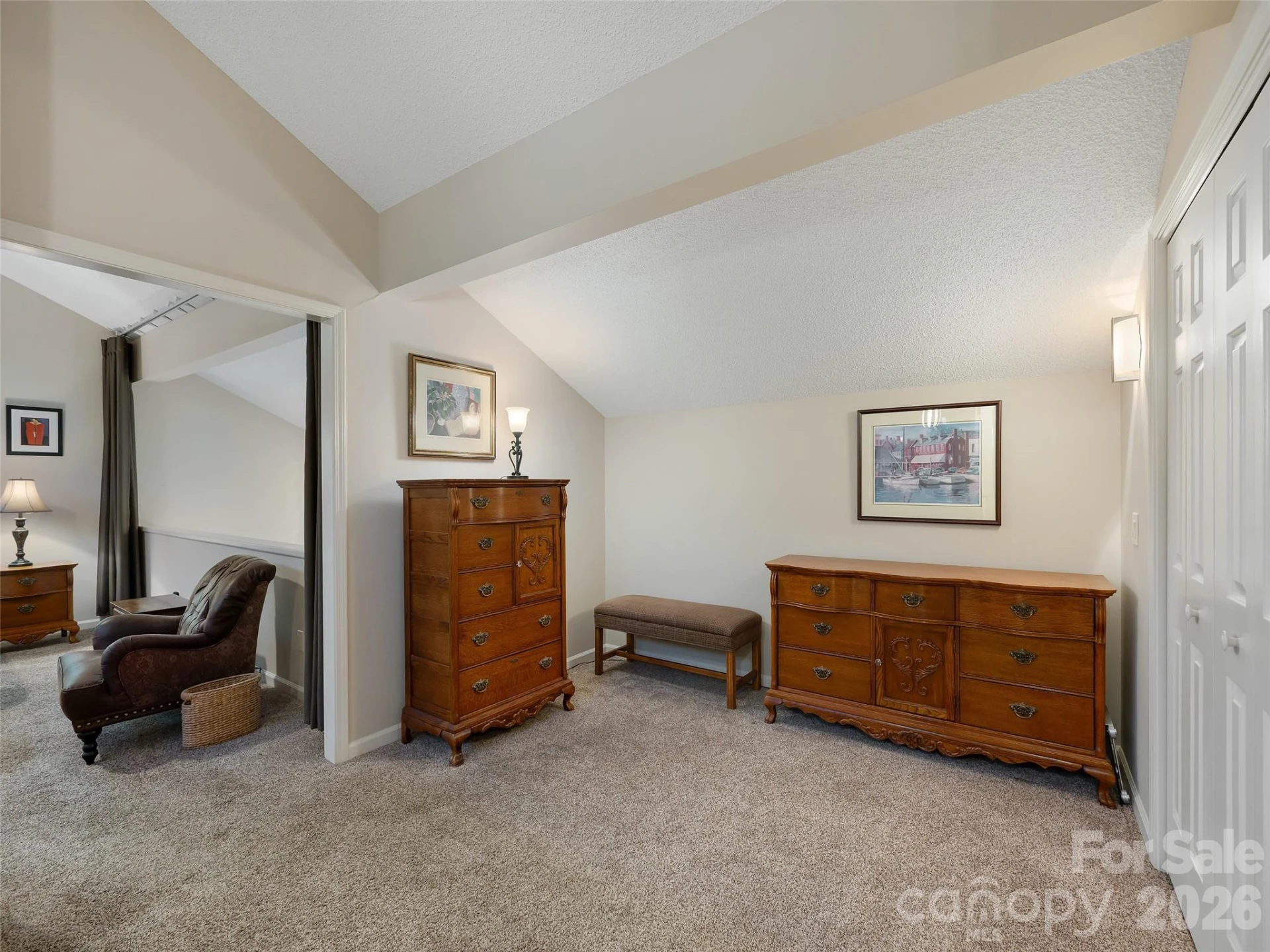 905 Red Oak Drive - Photo 33