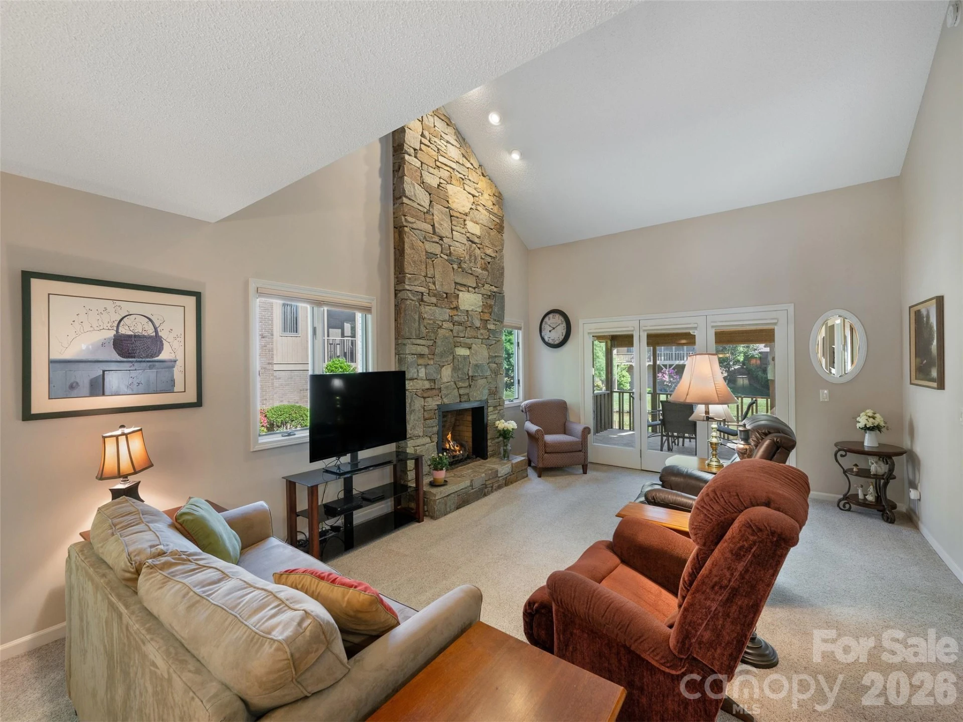 905 Red Oak Drive - Photo 8
