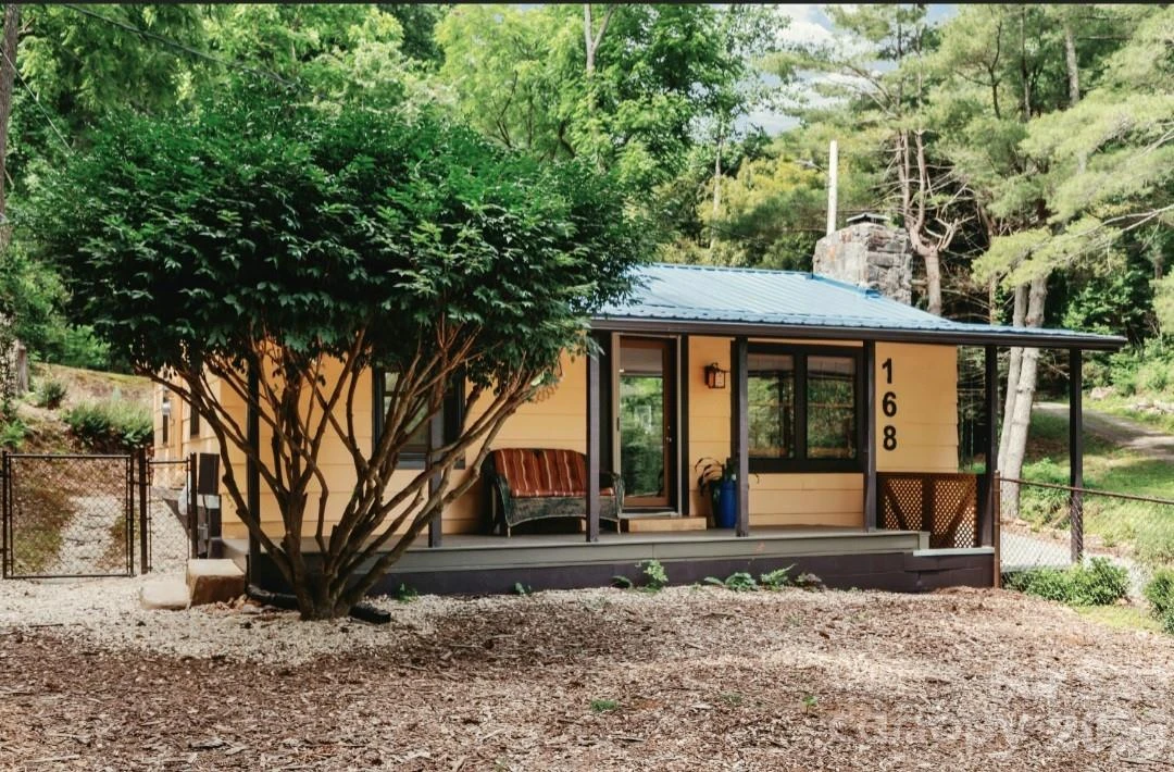 168 Avondale Road - Photo 2