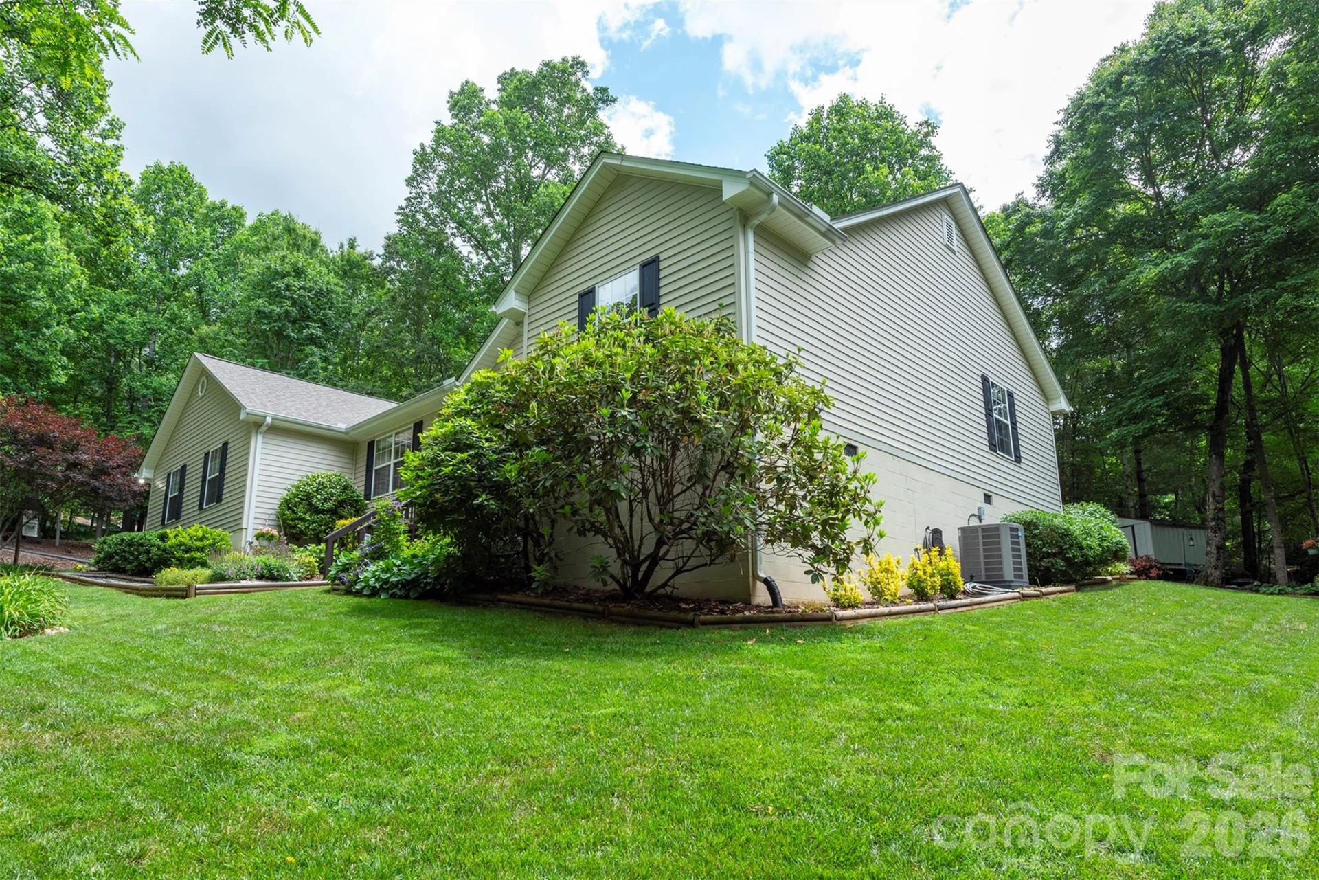 8 Shadowbrook Drive - Photo 4