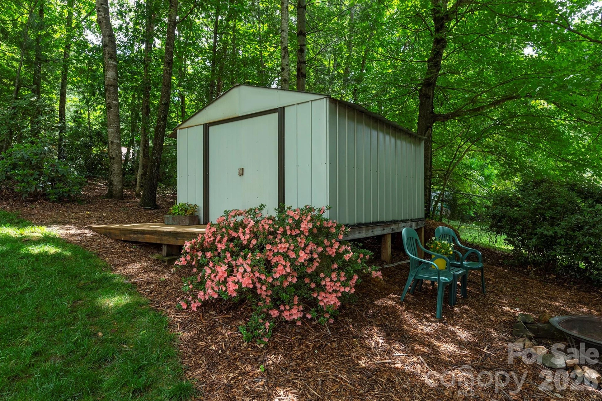 8 Shadowbrook Drive - Photo 39