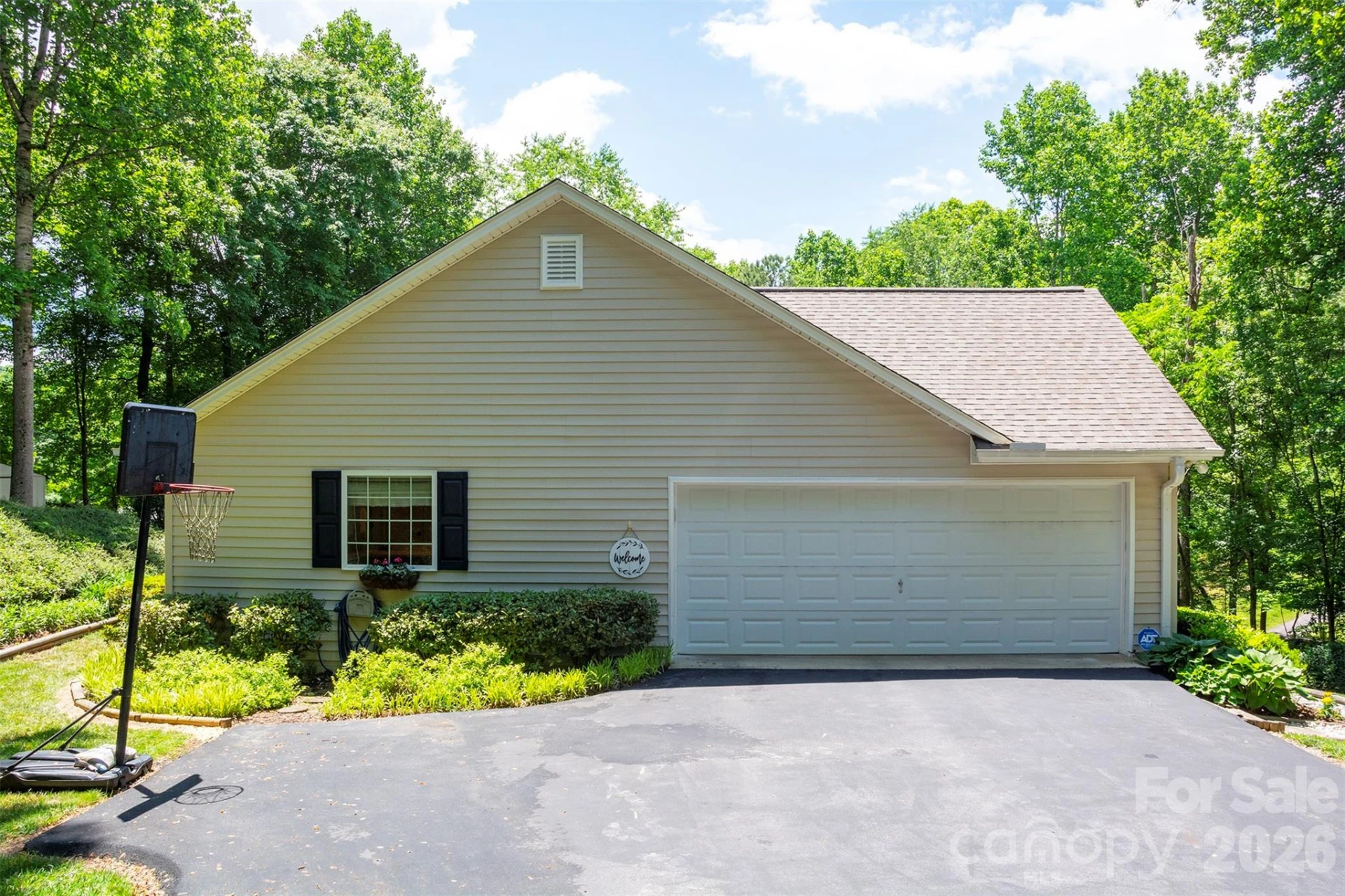 8 Shadowbrook Drive - Photo 6